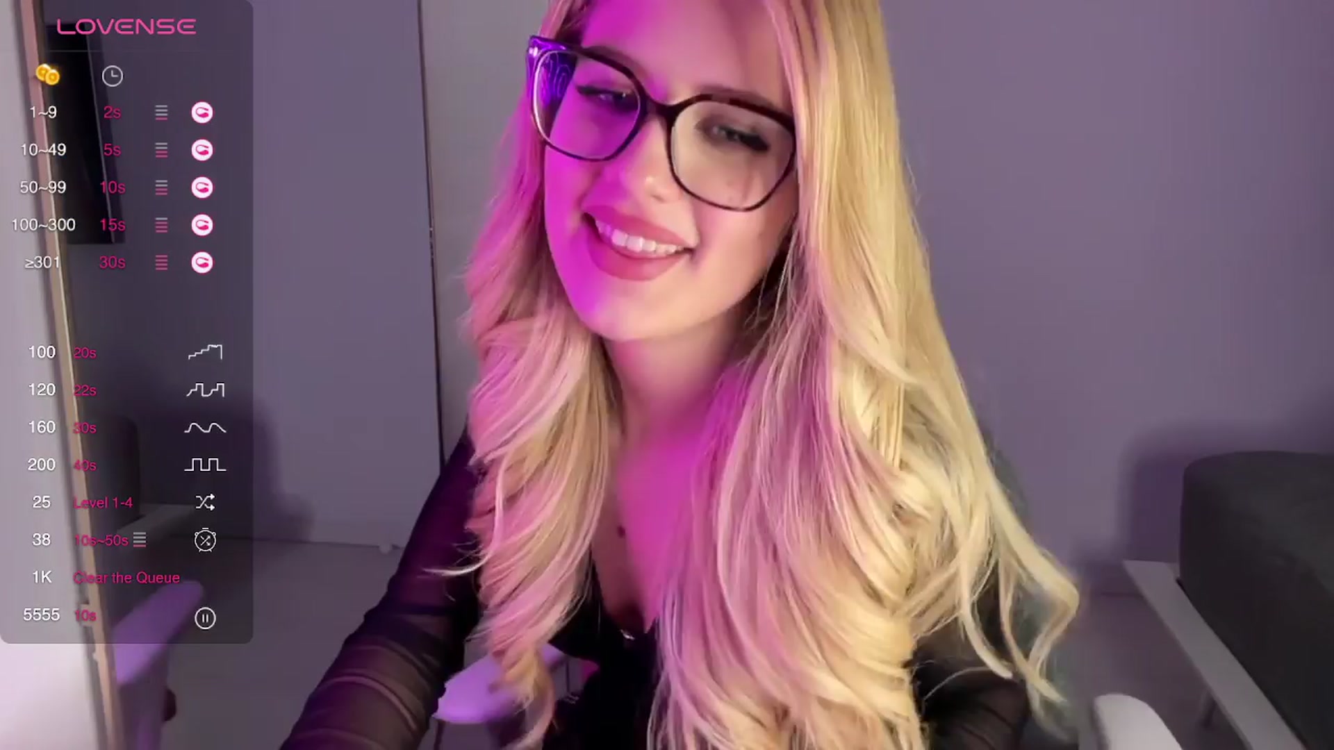 Gallery image thumbnail from ChloeSibelle's myfreecams stream on, 03/24/2024, 22:56 image 14 of 20