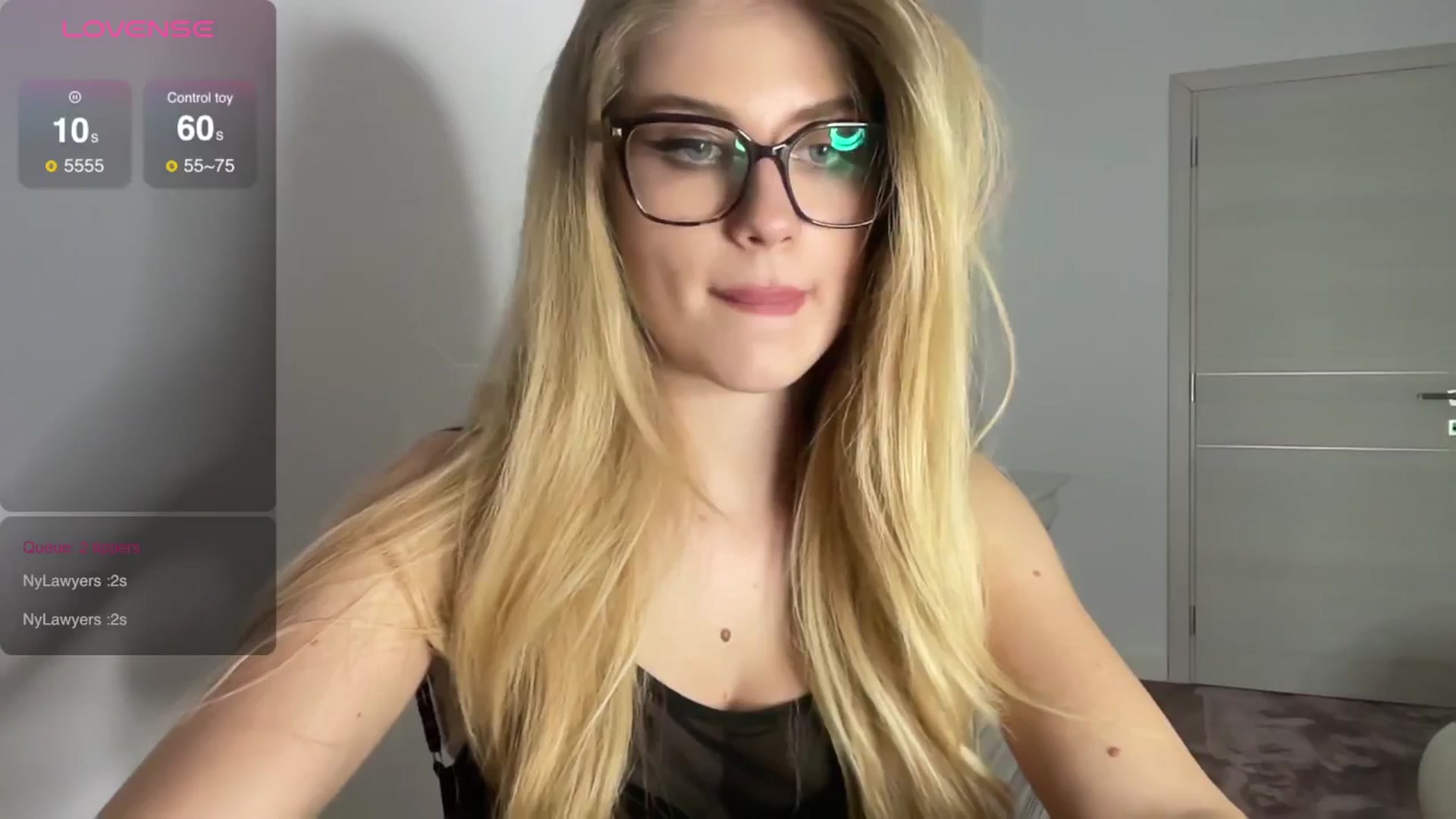Gallery image thumbnail from ChloeSibelle's myfreecams stream on, 09/30/2024, 01:13 image 20 of 20