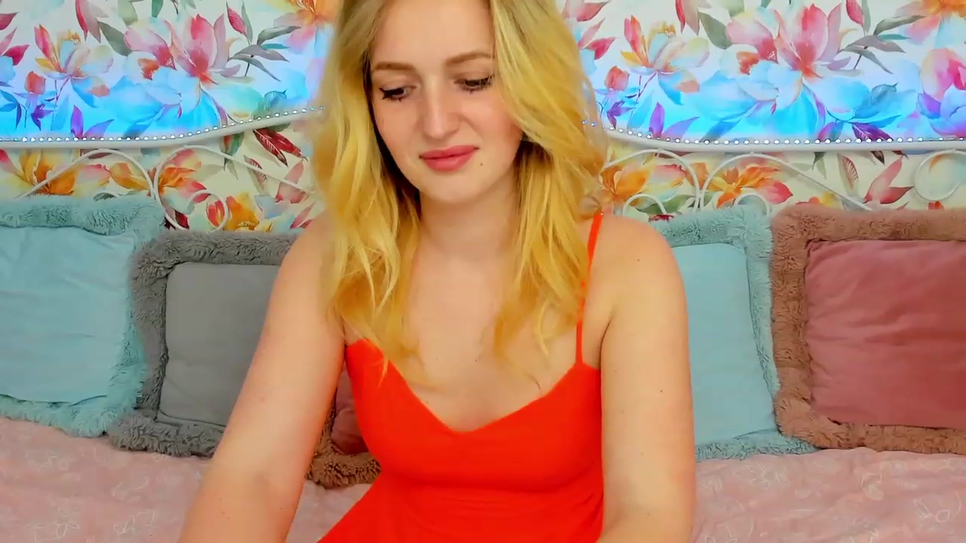 Gallery image thumbnail from ChloeSins's myfreecams stream on, 03/17/2024, 14:47 image 6 of 20