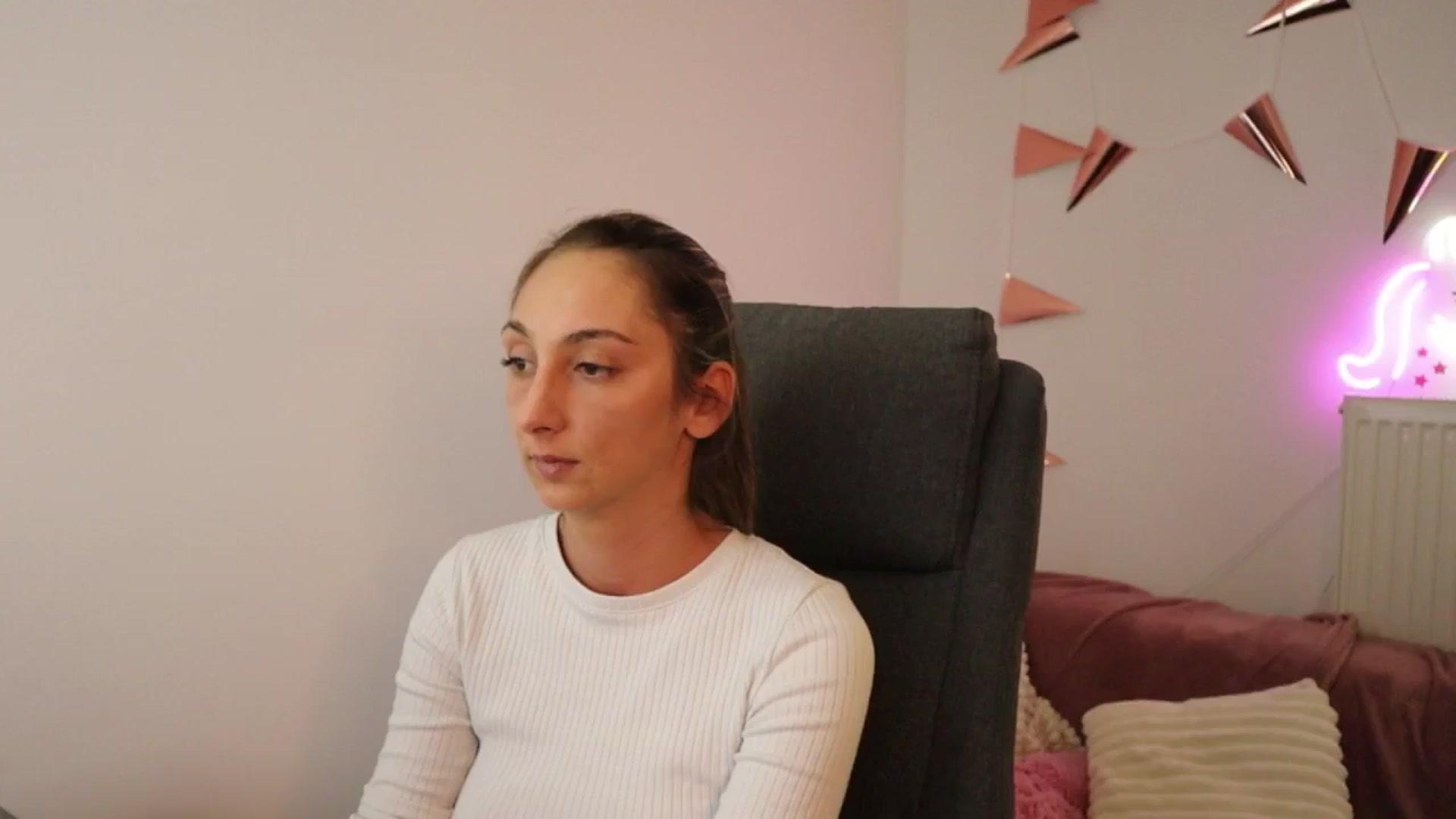 Gallery image thumbnail from ChloeVibes's myfreecams stream on, 04/11/2025, 22:25 image 13 of 20