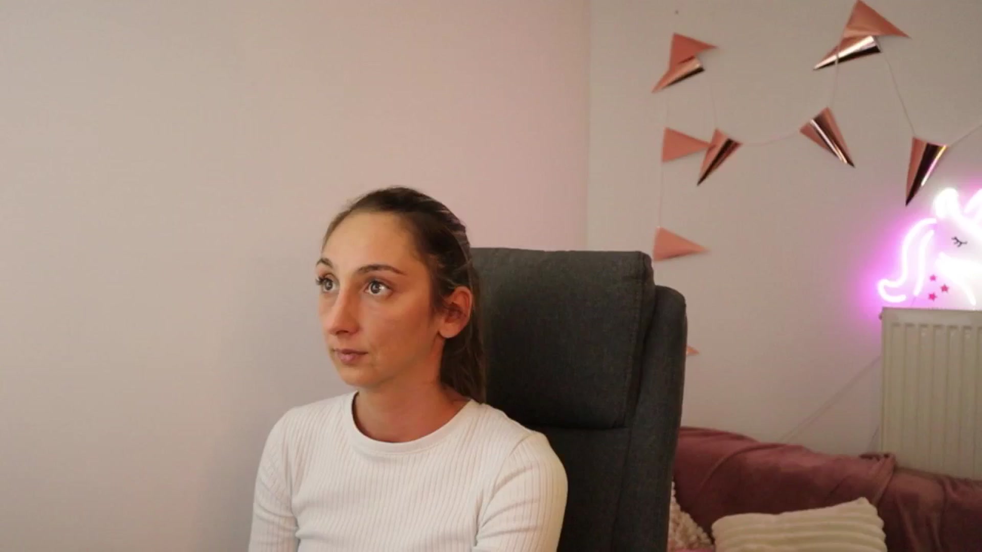 Gallery image thumbnail from ChloeVibes's myfreecams stream on, 04/11/2025, 22:25 image 15 of 20