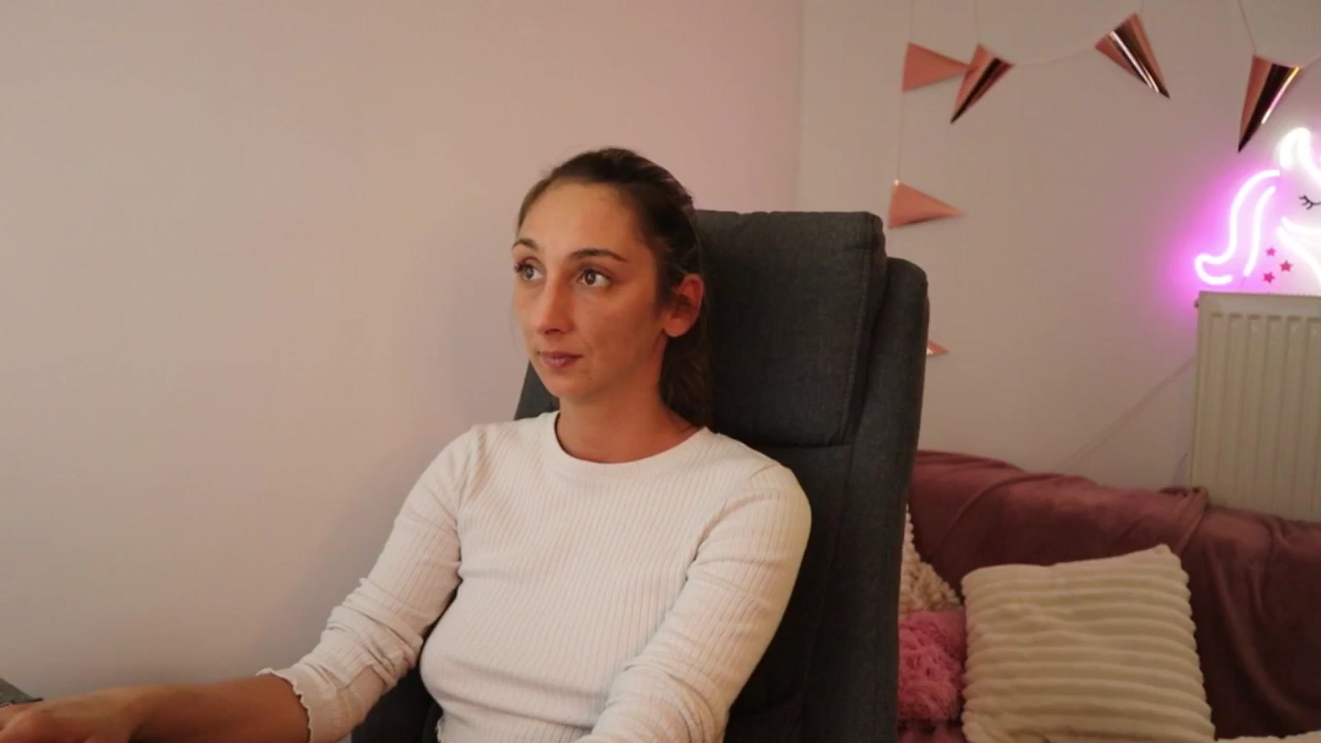 Gallery image thumbnail from ChloeVibes's myfreecams stream on, 04/11/2025, 22:25 image 7 of 20