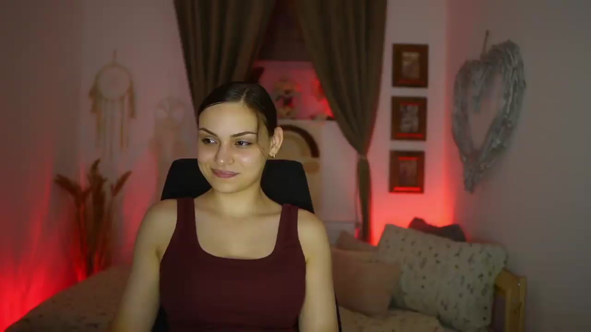 Gallery image thumbnail from Chloe_Cane's myfreecams stream on, 08/03/2026, 22:05 image 10 of 20