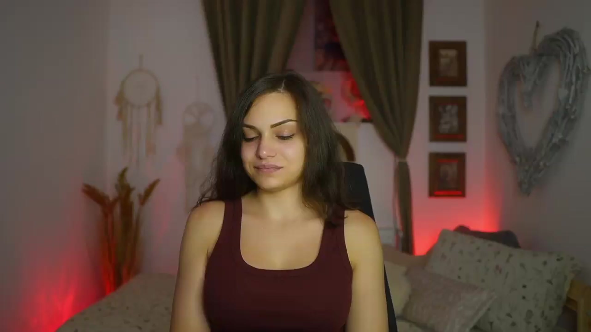 Gallery image thumbnail from Chloe_Cane's myfreecams stream on, 08/16/2026, 22:51 image 9 of 20