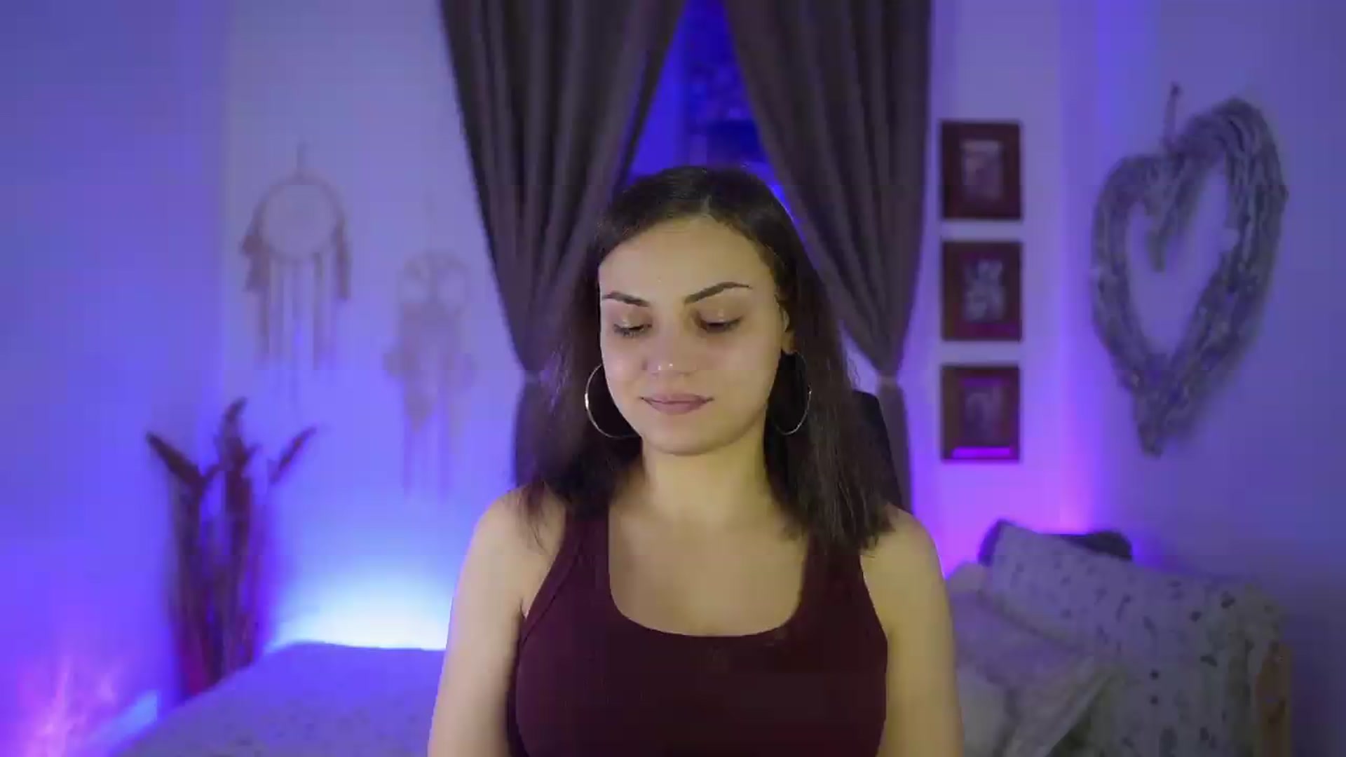 Gallery image thumbnail from Chloe_Cane's myfreecams stream on, 09/17/2026, 18:43 image 11 of 20
