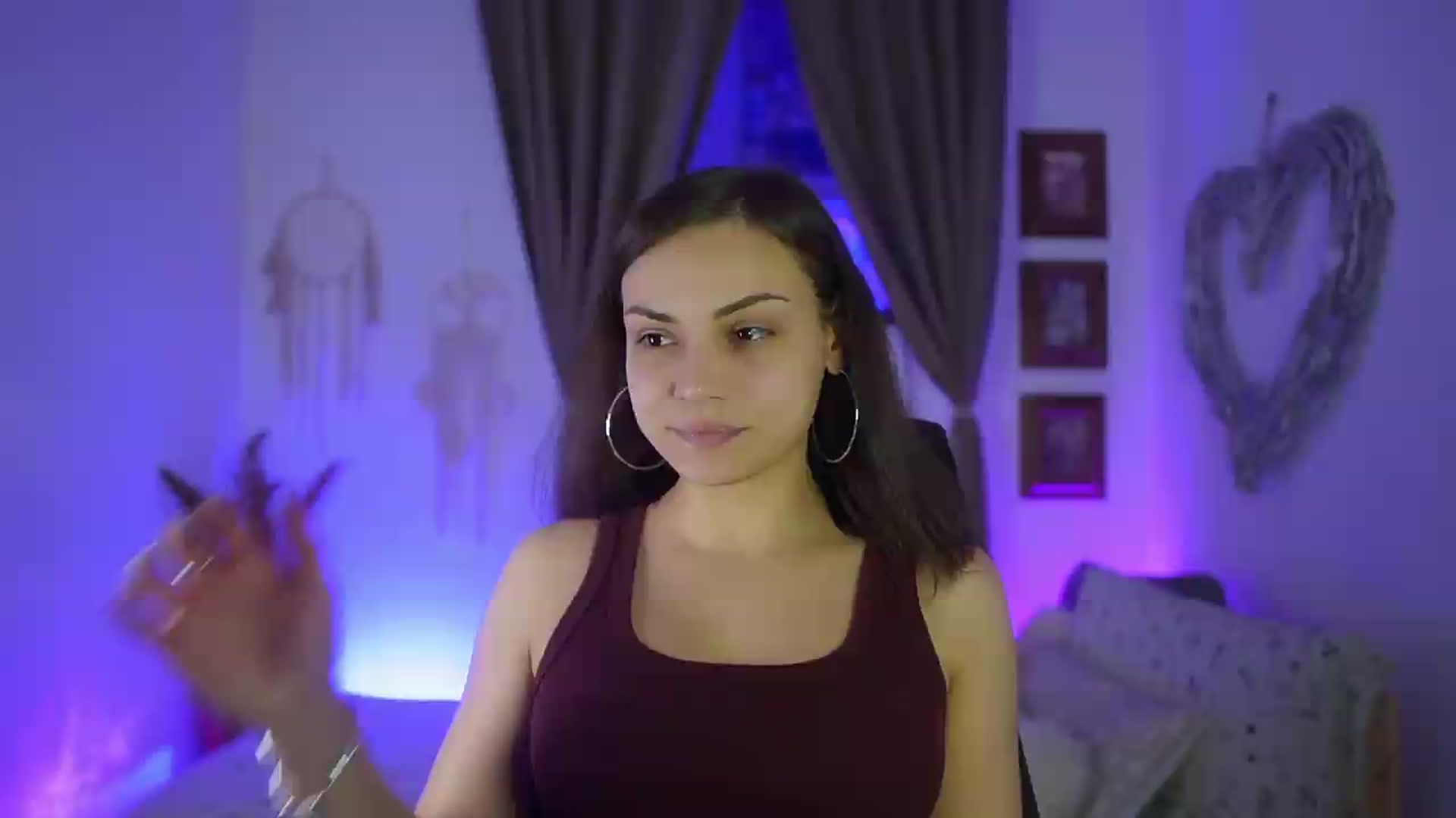 Gallery image thumbnail from Chloe_Cane's myfreecams stream on, 09/17/2026, 18:43 image 1 of 20