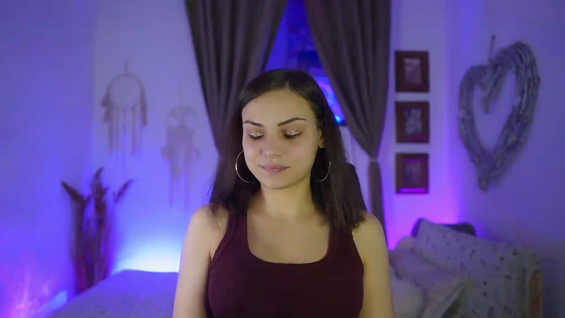 Gallery image thumbnail from Chloe_Cane's myfreecams stream on, 09/17/2026, 18:43 image 7 of 20
