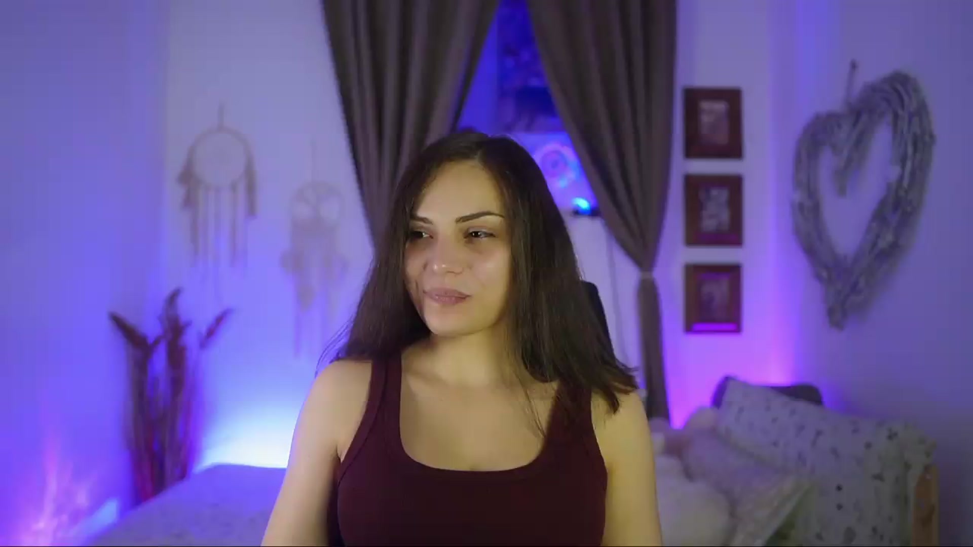 Gallery image thumbnail from Chloe_Cane's myfreecams stream on, 09/17/2026, 22:04 image 8 of 20