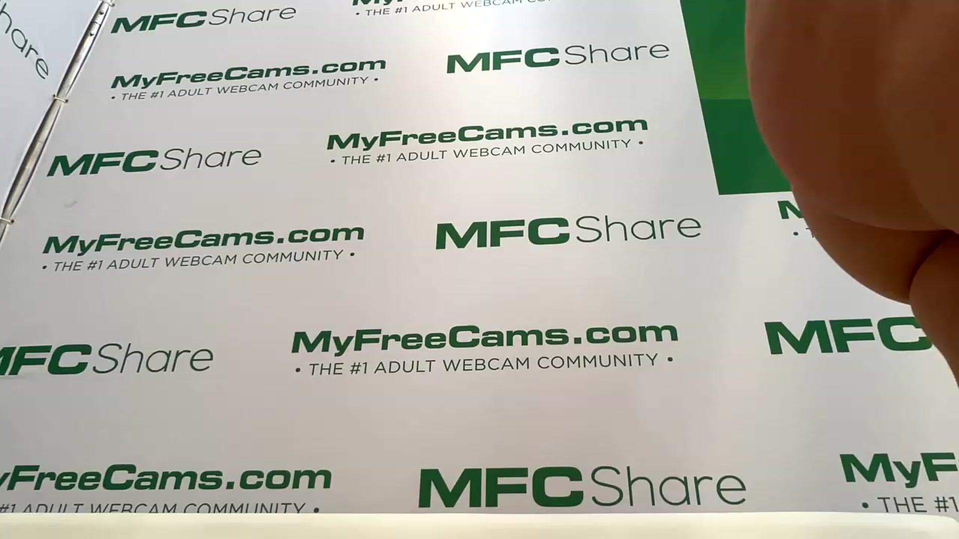 Gallery image thumbnail from Chloe_Lamb's myfreecams stream on, 01/06/2023, 03:08 image 16 of 20