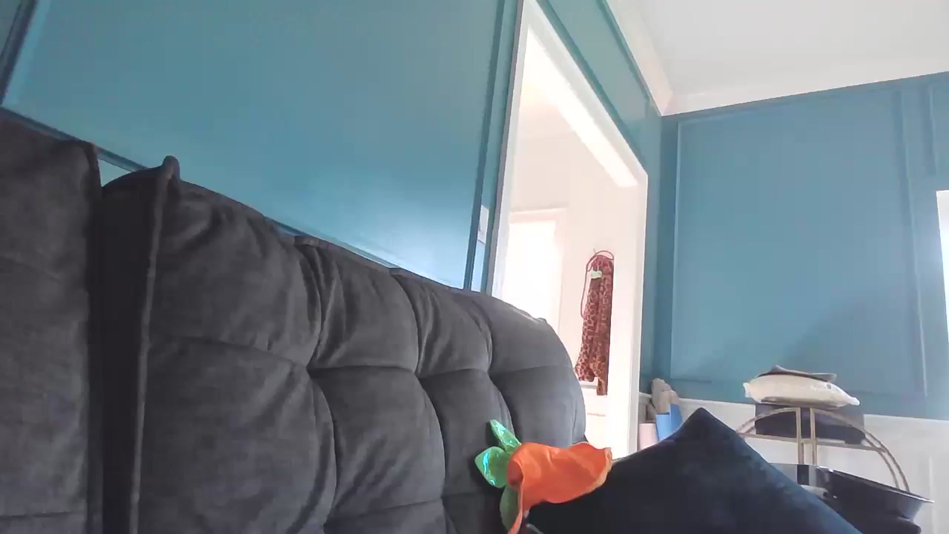 Gallery image thumbnail from Chloe_Lamb's myfreecams stream on, 03/28/2024, 20:16 image 10 of 20