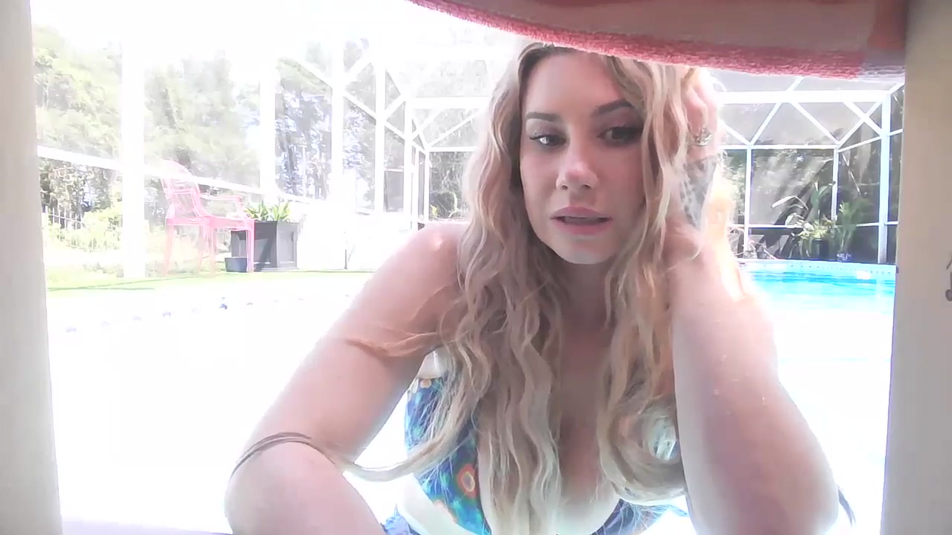 Gallery image thumbnail from Chloe_Lamb's myfreecams stream on, 04/04/2025, 18:46 image 12 of 20
