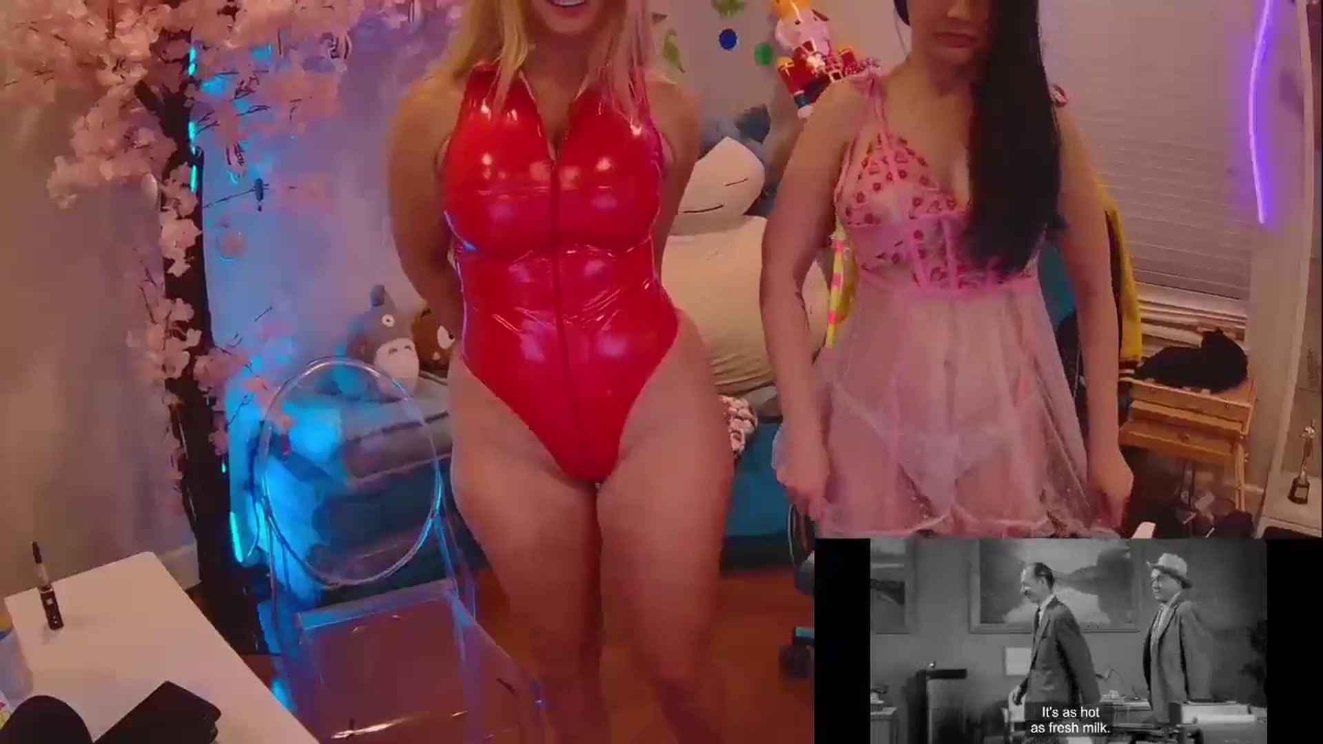 Gallery image thumbnail from Chloe_Lamb's myfreecams stream on, 04/25/2025, 02:59 image 3 of 20