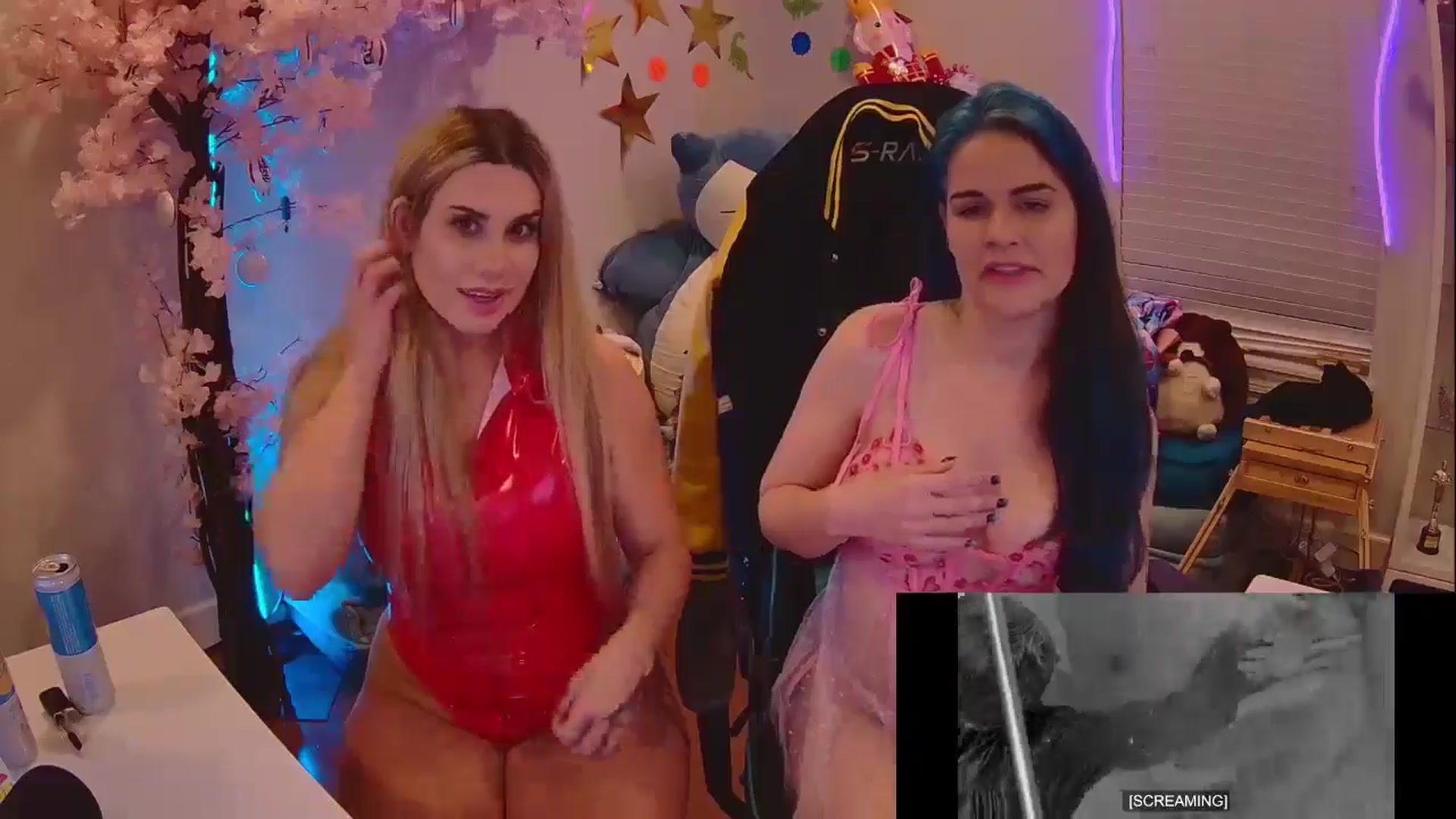 Gallery image thumbnail from Chloe_Lamb's myfreecams stream on, 04/25/2025, 03:34 image 6 of 20