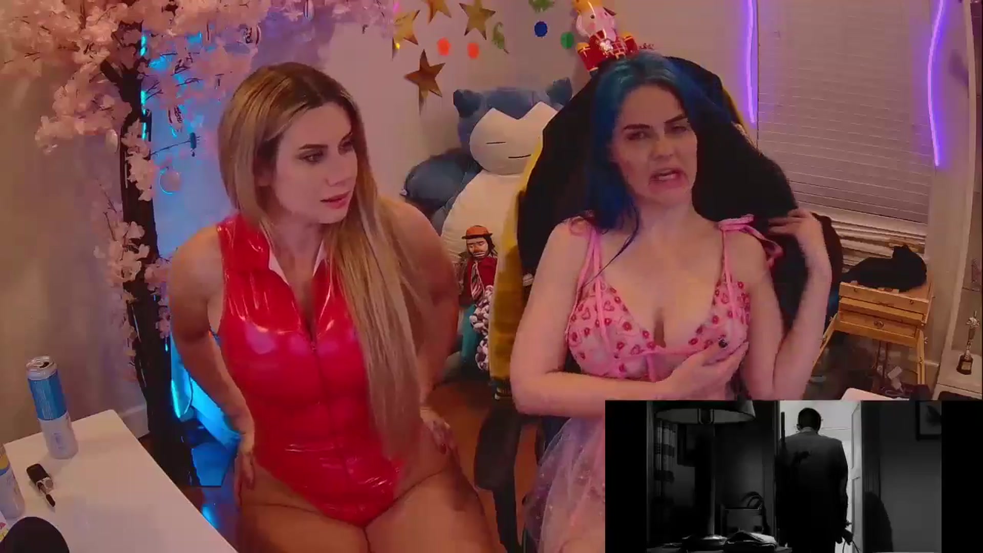 Gallery image thumbnail from Chloe_Lamb's myfreecams stream on, 04/25/2025, 03:34 image 14 of 20
