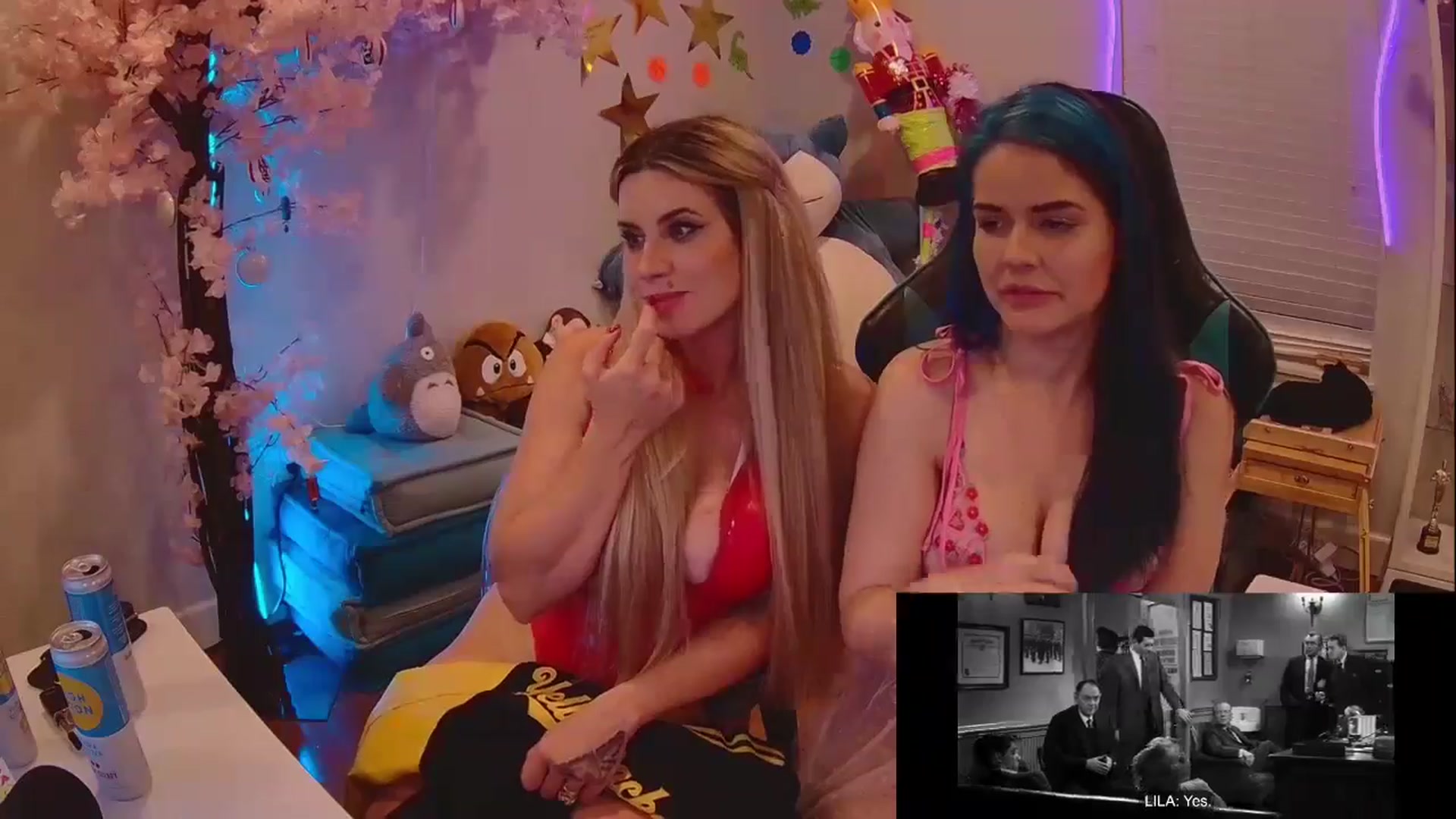 Gallery image thumbnail from Chloe_Lamb's myfreecams stream on, 04/25/2025, 04:49 image 13 of 20