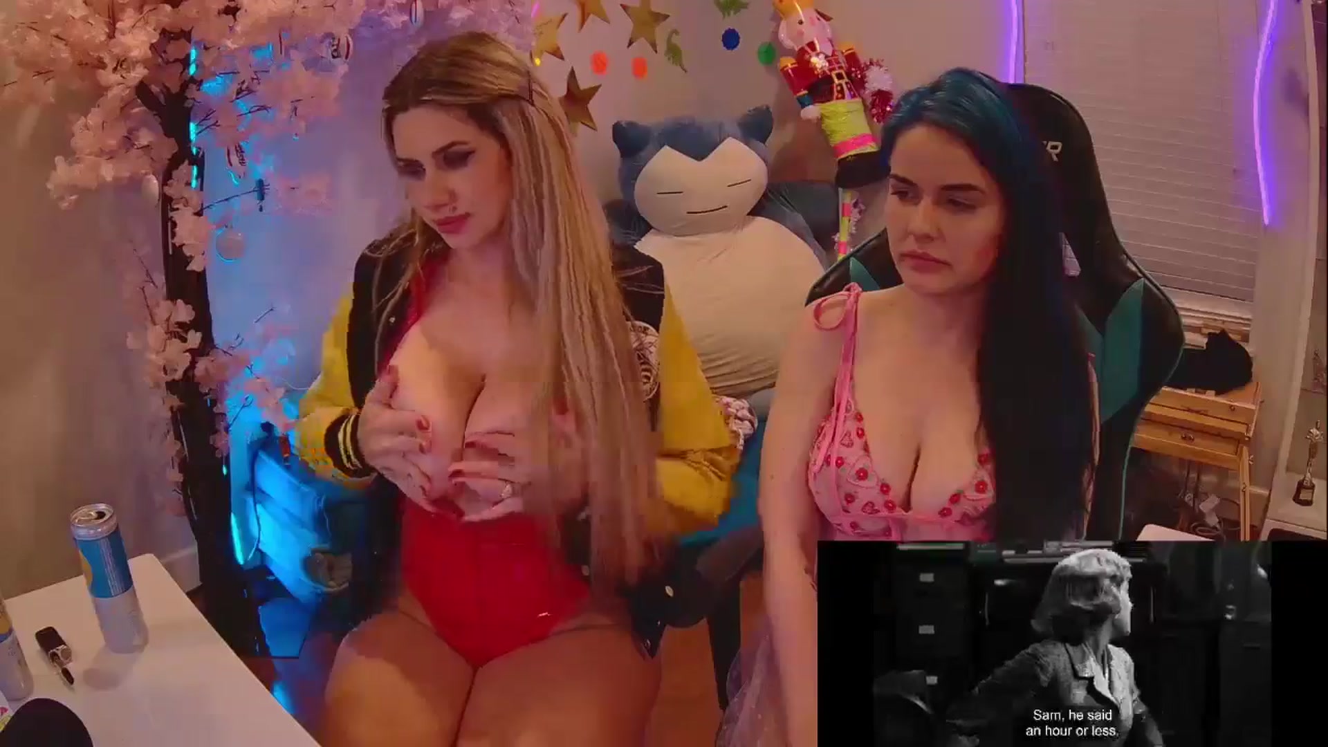Gallery image thumbnail from Chloe_Lamb's myfreecams stream on, 04/25/2025, 04:49 image 6 of 20