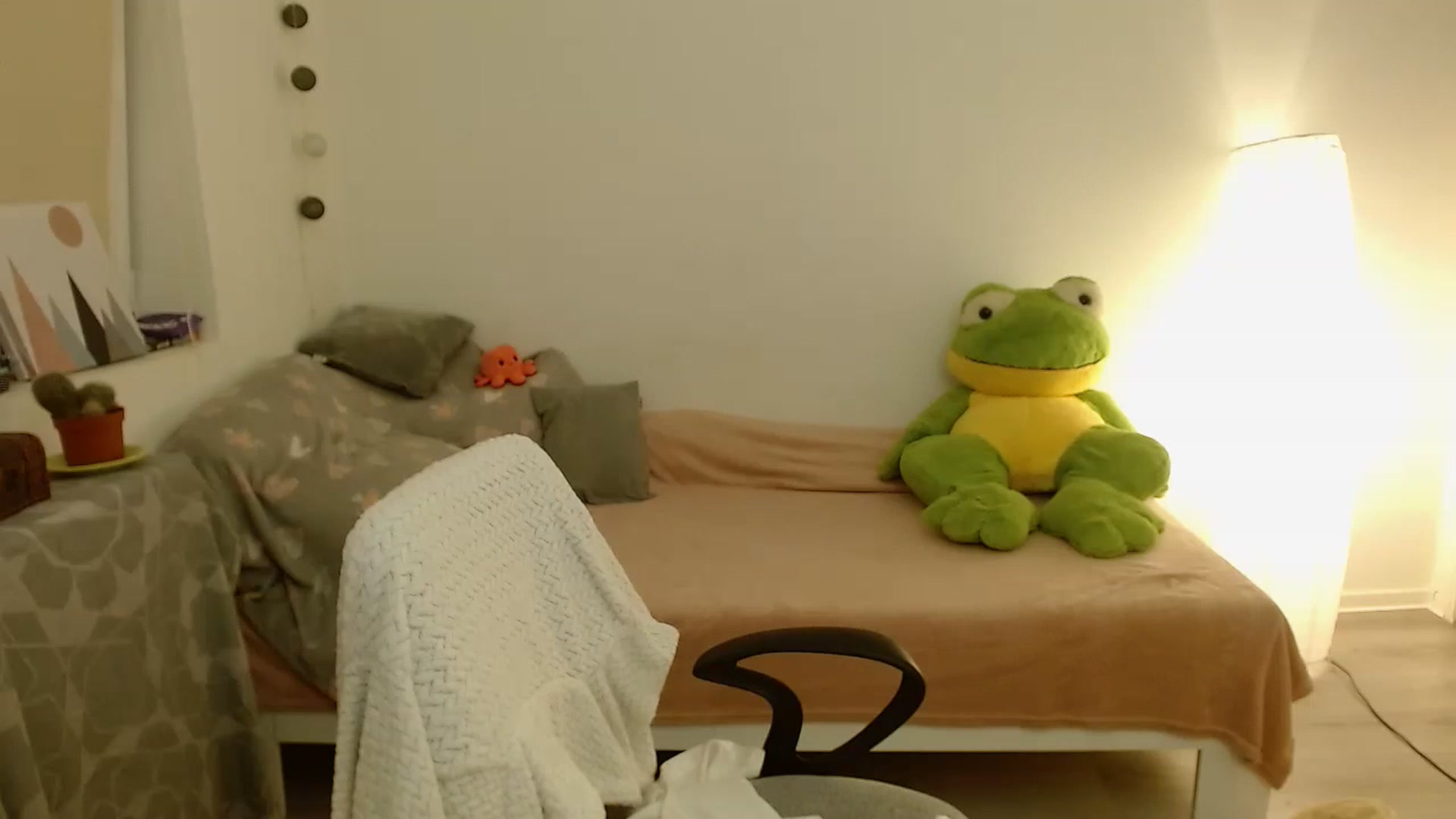 Gallery image thumbnail from Chloe_Rae's myfreecams stream on, 11/18/2022, 20:47 image 20 of 20