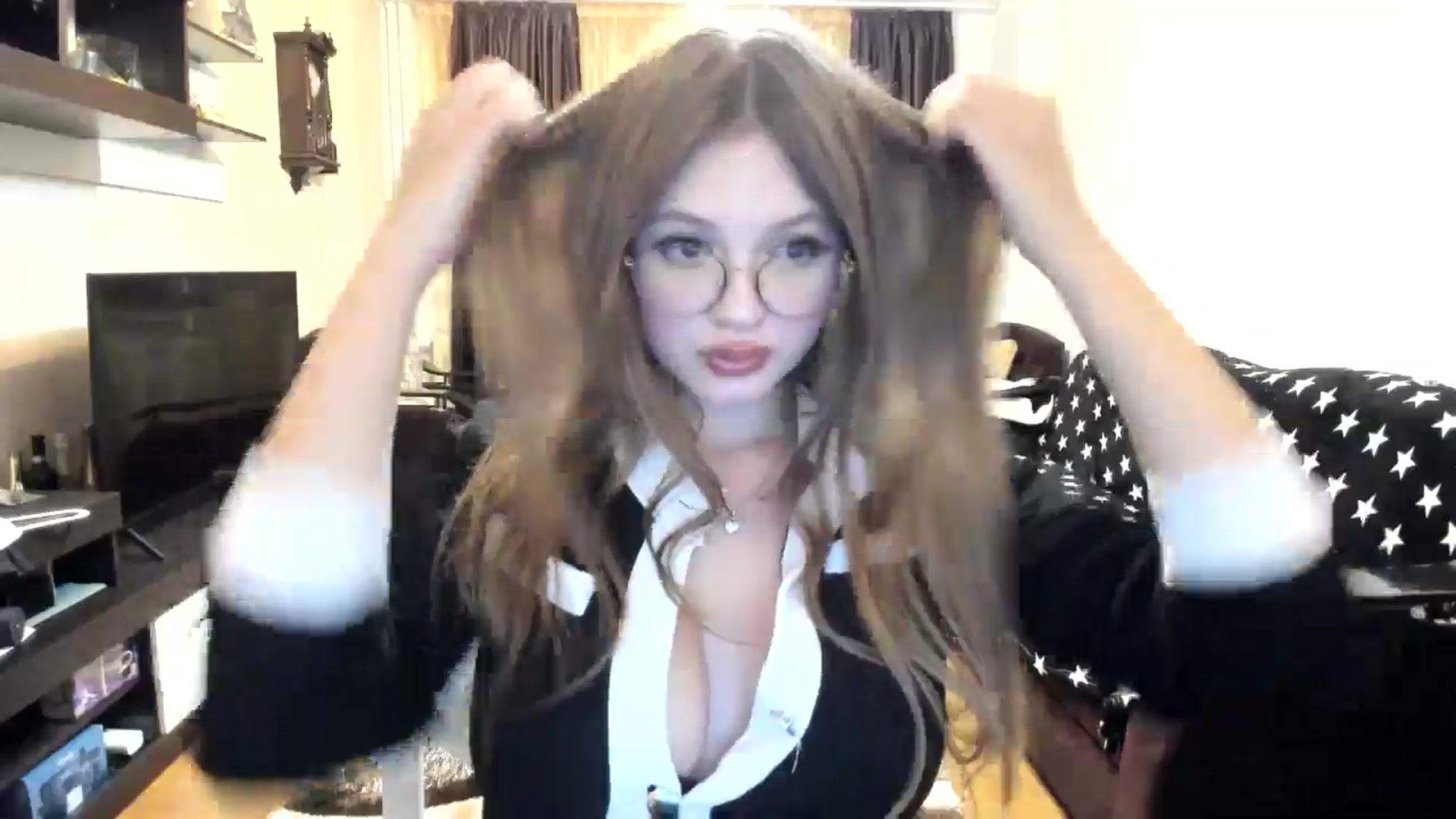 Gallery image thumbnail from Chloecrush's myfreecams stream on, 09/14/2025, 21:47 image 13 of 20