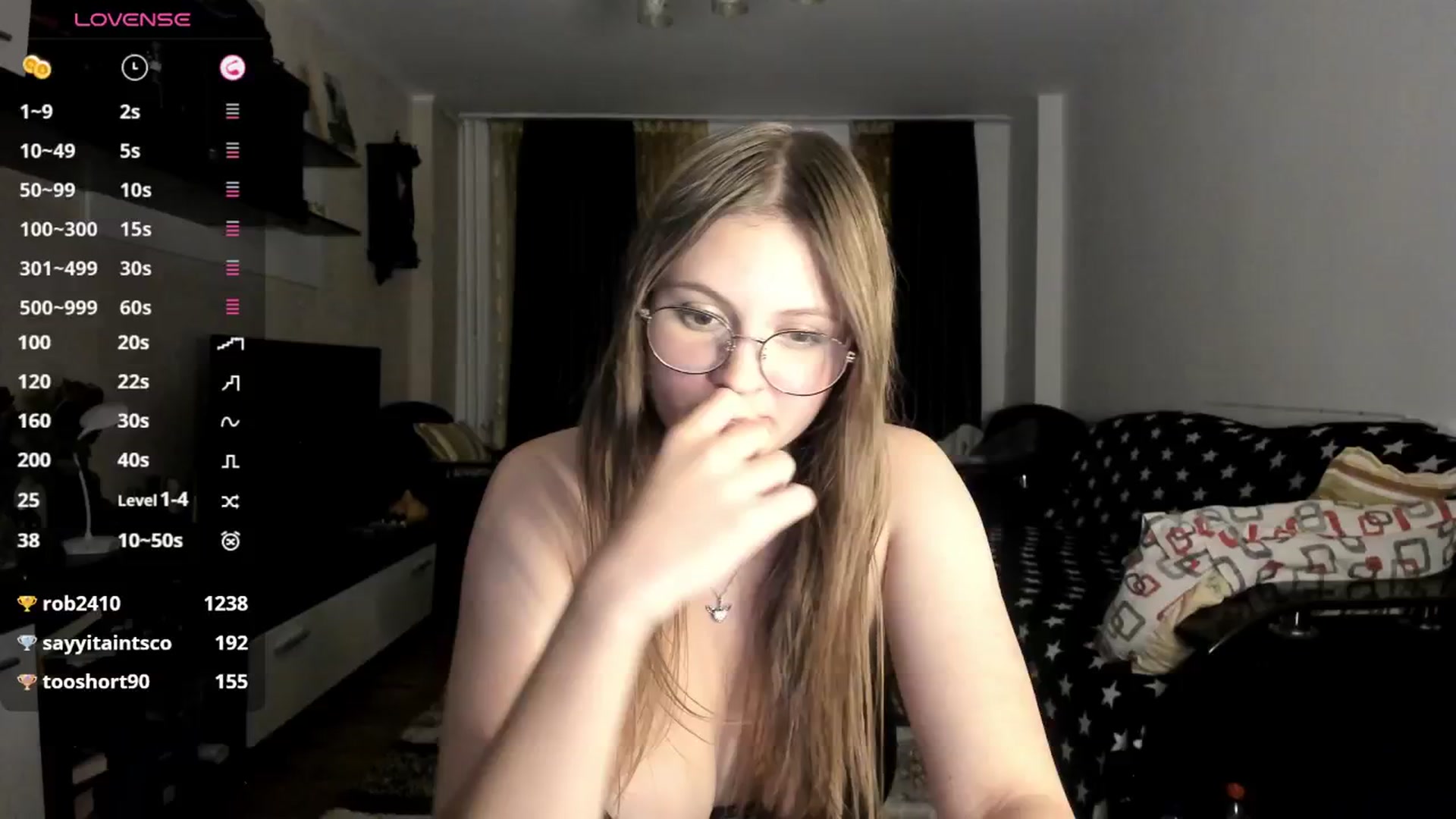 Gallery image thumbnail from Chloecrush's myfreecams stream on, 09/22/2025, 03:22 image 17 of 20