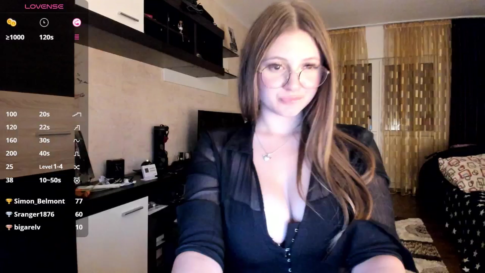 Gallery image thumbnail from Chloecrush's myfreecams stream on, 09/27/2025, 21:38 image 5 of 20