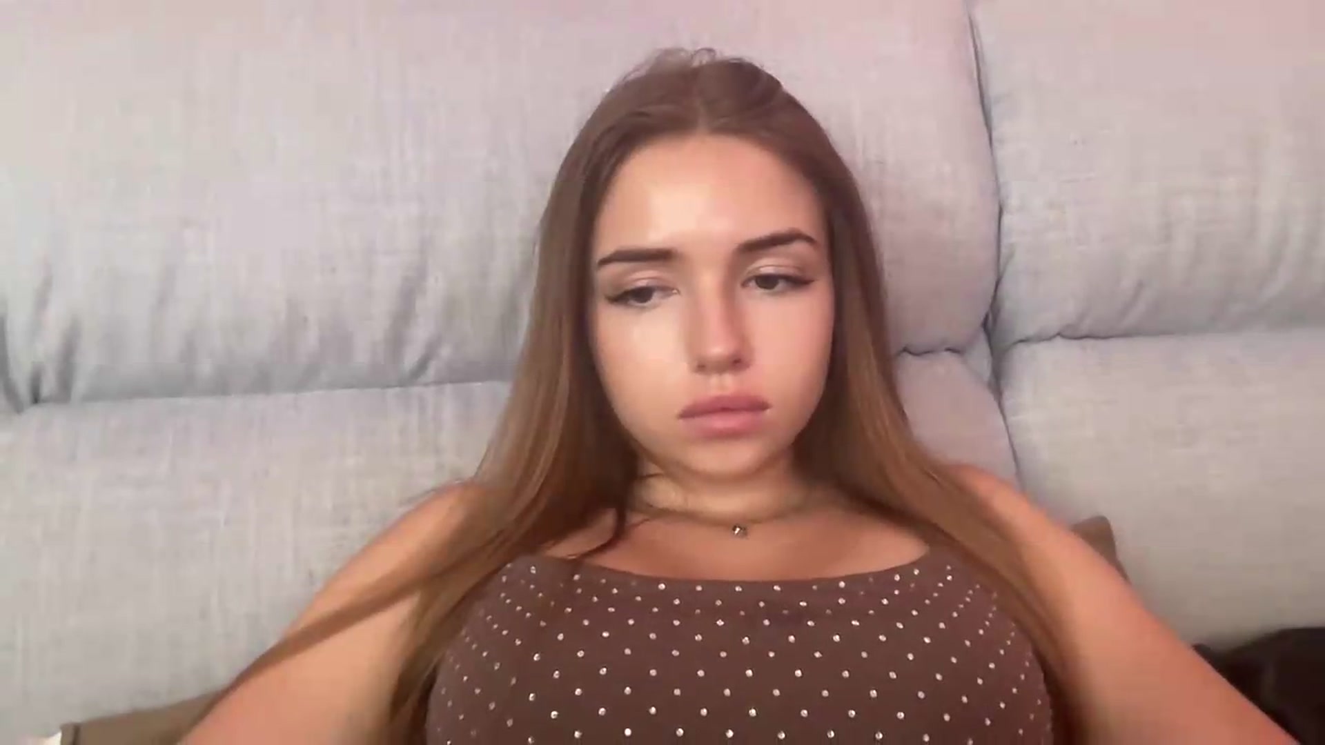 Gallery image thumbnail from ChloeeStar's myfreecams stream on, 08/10/2026, 11:20 image 8 of 20
