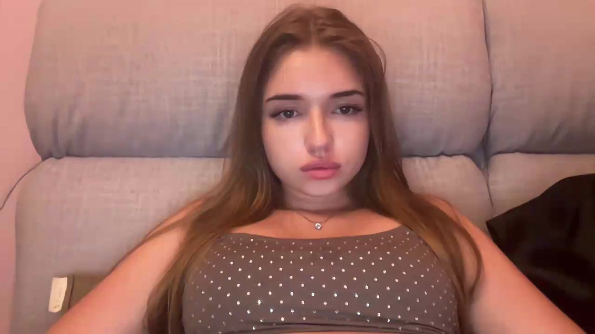 Gallery image thumbnail from ChloeeStar's myfreecams stream on, 08/10/2026, 21:13 image 13 of 20