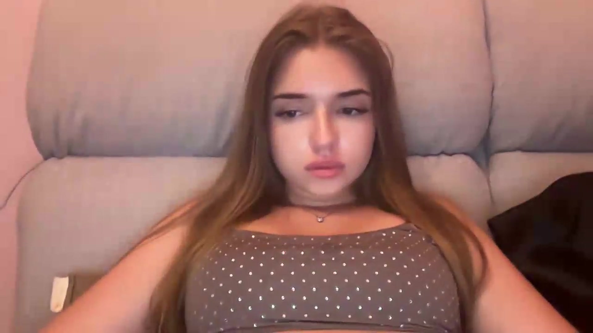 Gallery image thumbnail from ChloeeStar's myfreecams stream on, 08/10/2026, 21:13 image 12 of 20
