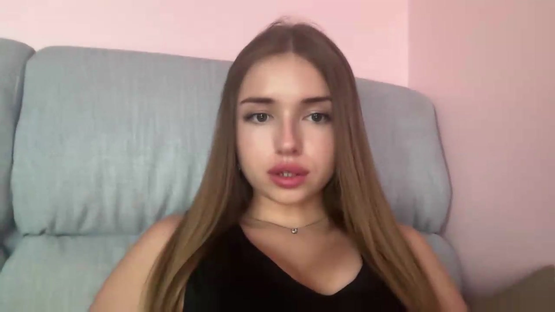Gallery image thumbnail from ChloeeStar's myfreecams stream on, 08/11/2026, 16:18 image 2 of 20