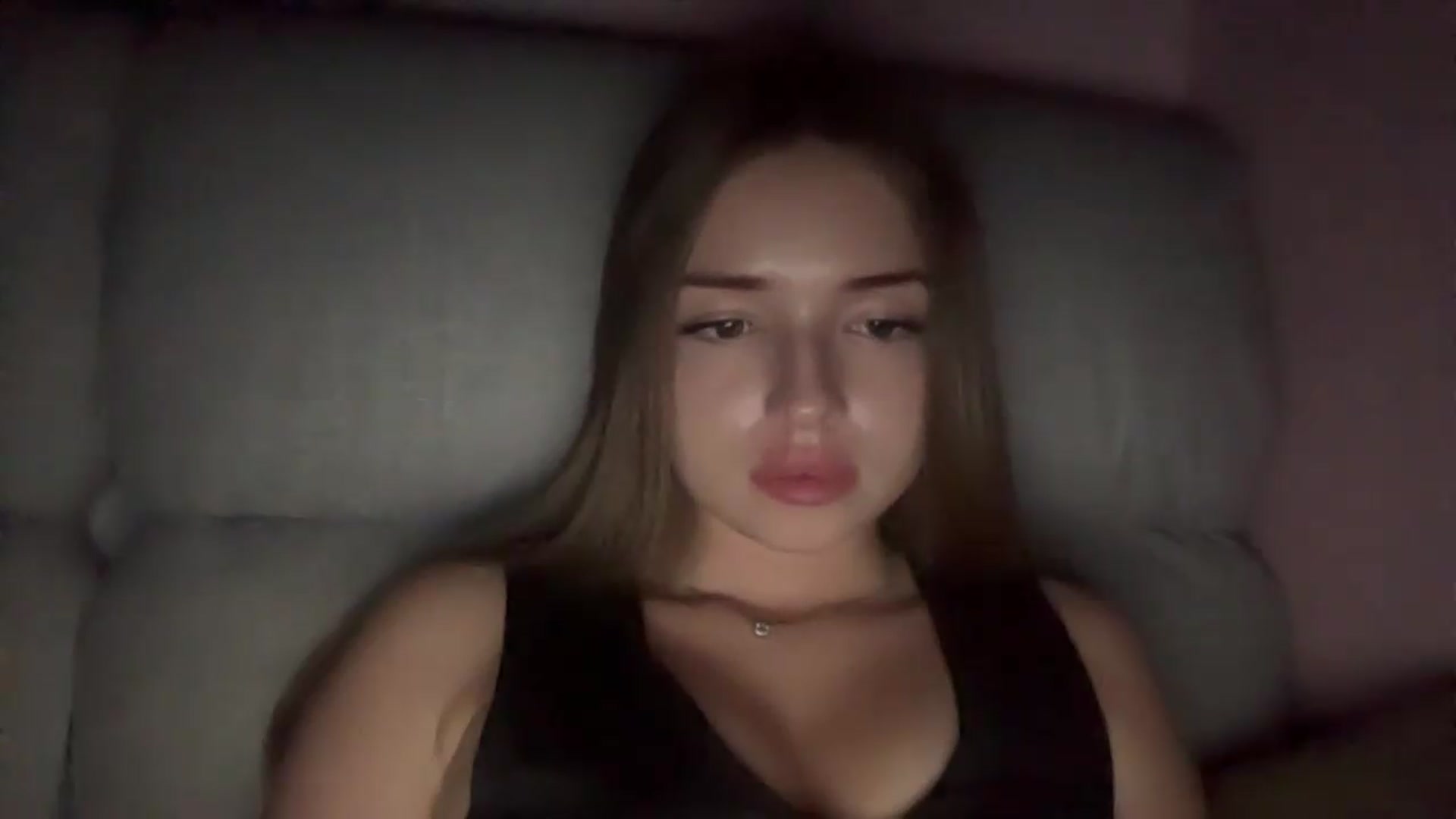 Gallery image thumbnail from ChloeeStar's myfreecams stream on, 08/11/2026, 18:06 image 11 of 20