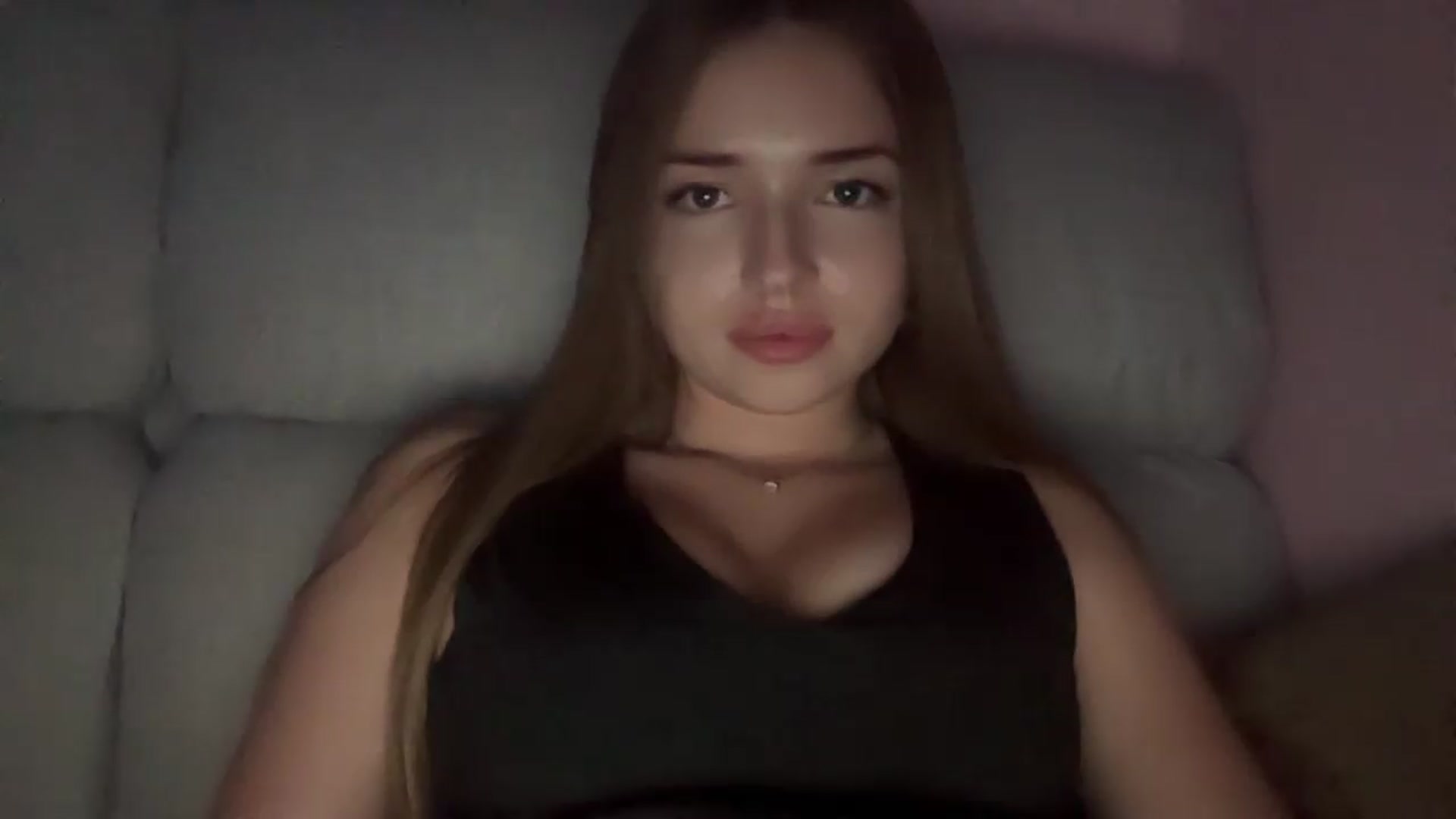 Gallery image thumbnail from ChloeeStar's myfreecams stream on, 08/11/2026, 18:06 image 4 of 20