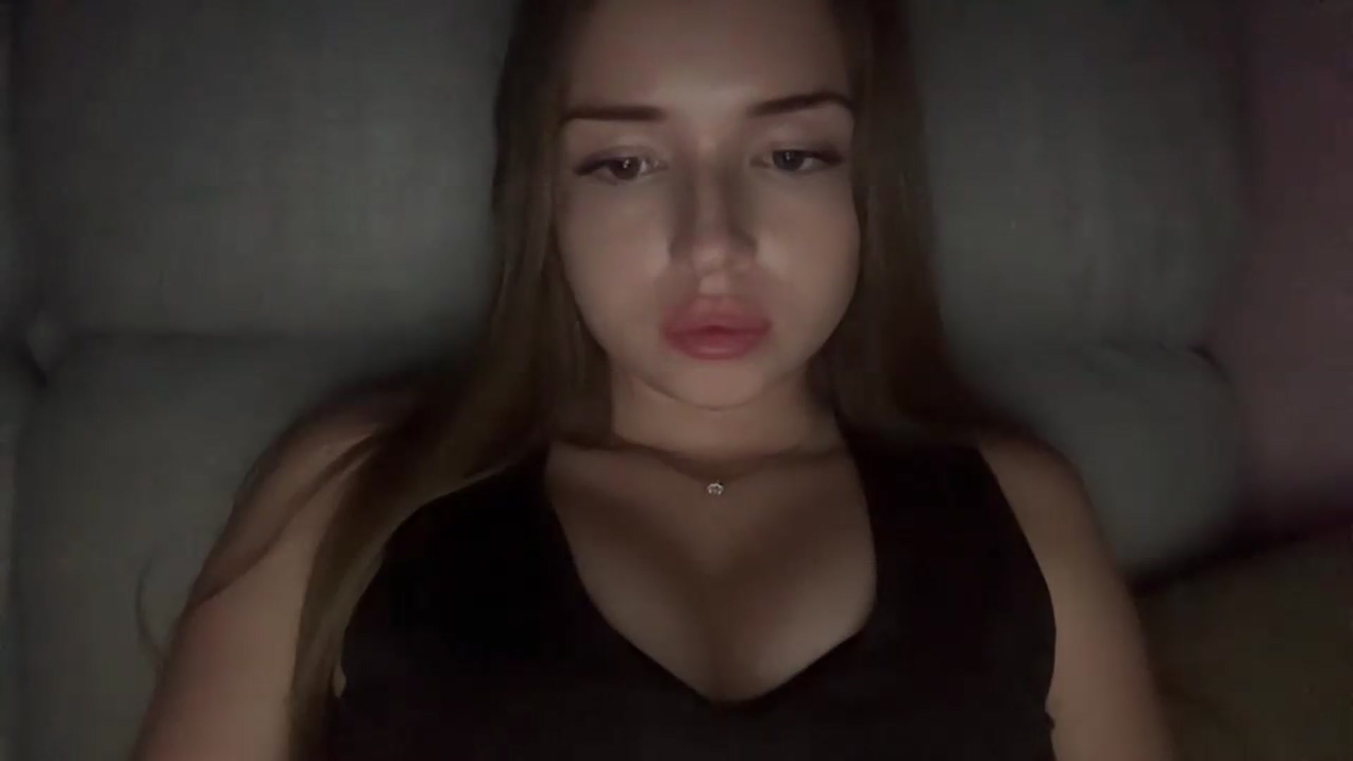 Gallery image thumbnail from ChloeeStar's myfreecams stream on, 08/11/2026, 18:06 image 9 of 20