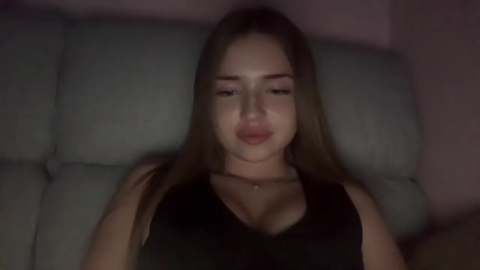 Gallery image thumbnail from ChloeeStar's myfreecams stream on, 08/11/2026, 18:06 image 5 of 20