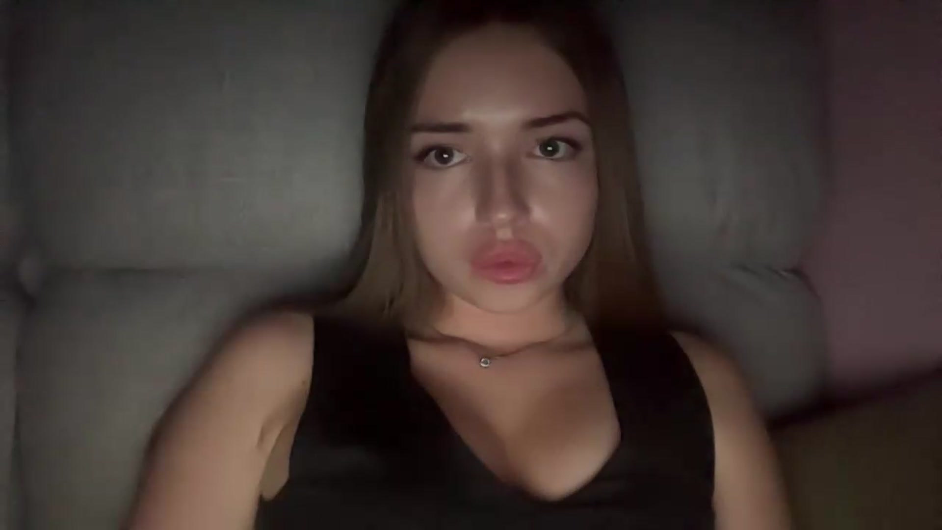 Gallery image thumbnail from ChloeeStar's myfreecams stream on, 08/11/2026, 18:06 image 14 of 20