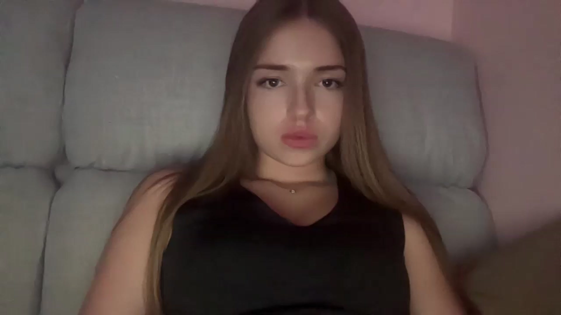 Gallery image thumbnail from ChloeeStar's myfreecams stream on, 08/11/2026, 18:06 image 1 of 20