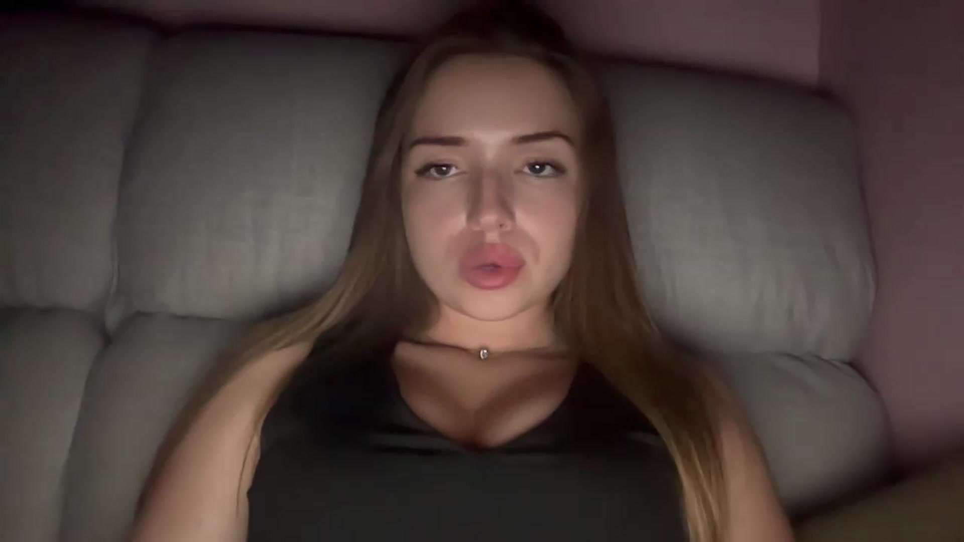 Gallery image thumbnail from ChloeeStar's myfreecams stream on, 08/11/2026, 19:31 image 11 of 20