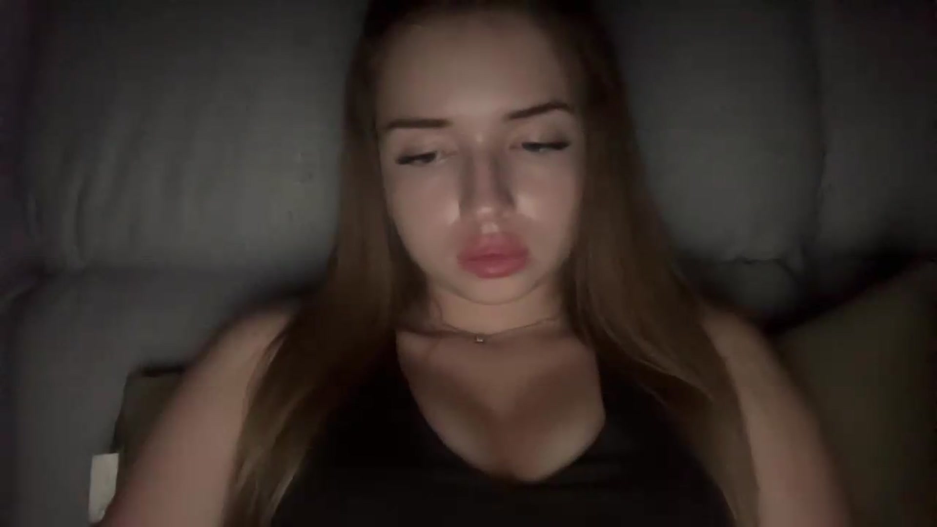Gallery image thumbnail from ChloeeStar's myfreecams stream on, 08/11/2026, 20:54 image 19 of 20