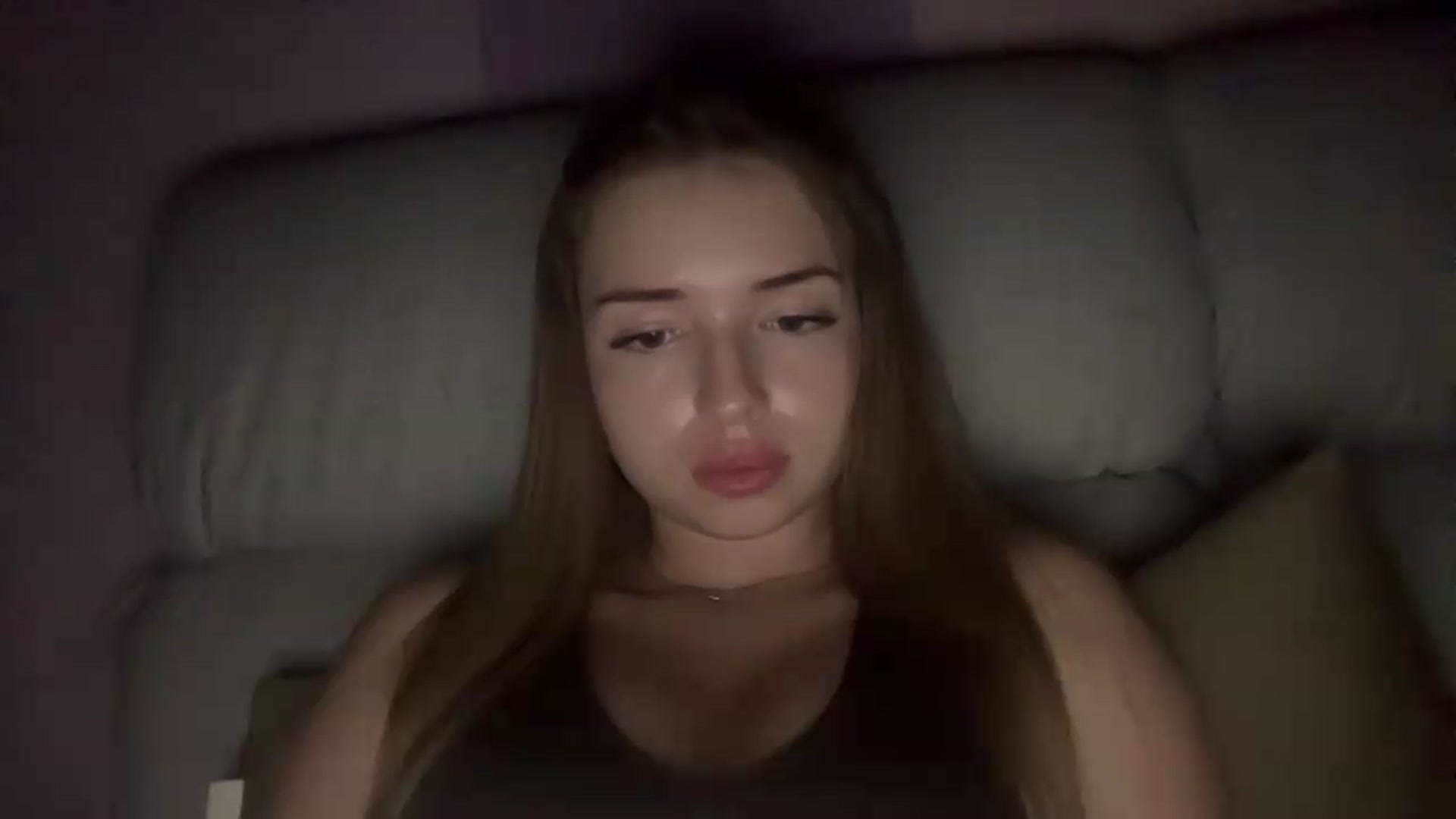 Gallery image thumbnail from ChloeeStar's myfreecams stream on, 08/11/2026, 20:54 image 16 of 20
