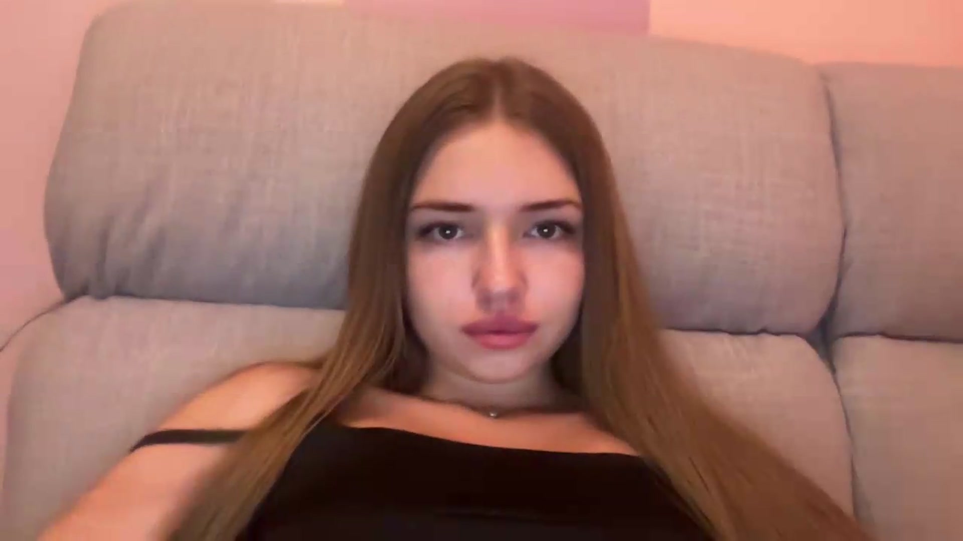 Gallery image thumbnail from ChloeeStar's myfreecams stream on, 08/12/2026, 22:52 image 6 of 20