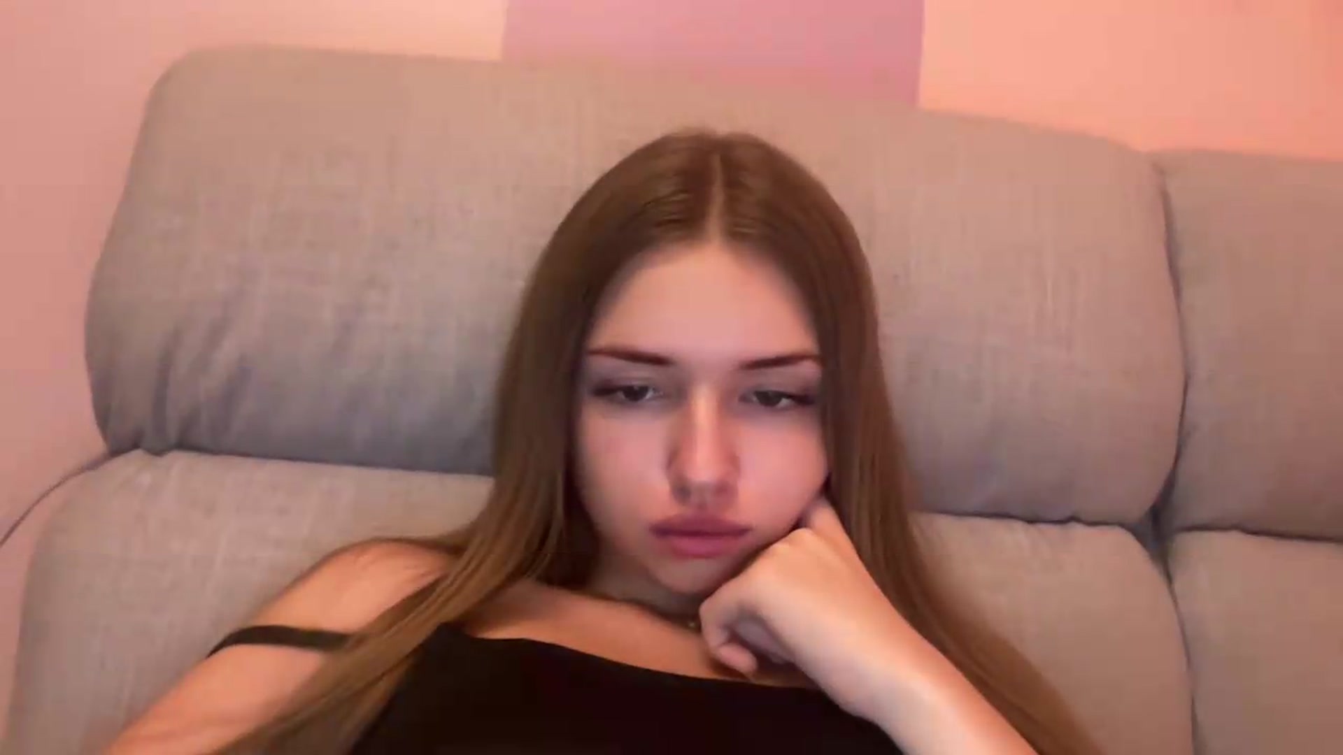 Gallery image thumbnail from ChloeeStar's myfreecams stream on, 08/12/2026, 22:52 image 4 of 20
