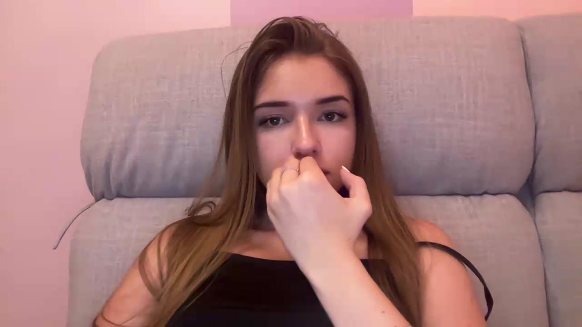 Gallery image thumbnail from ChloeeStar's myfreecams stream on, 08/13/2026, 19:01 image 19 of 20