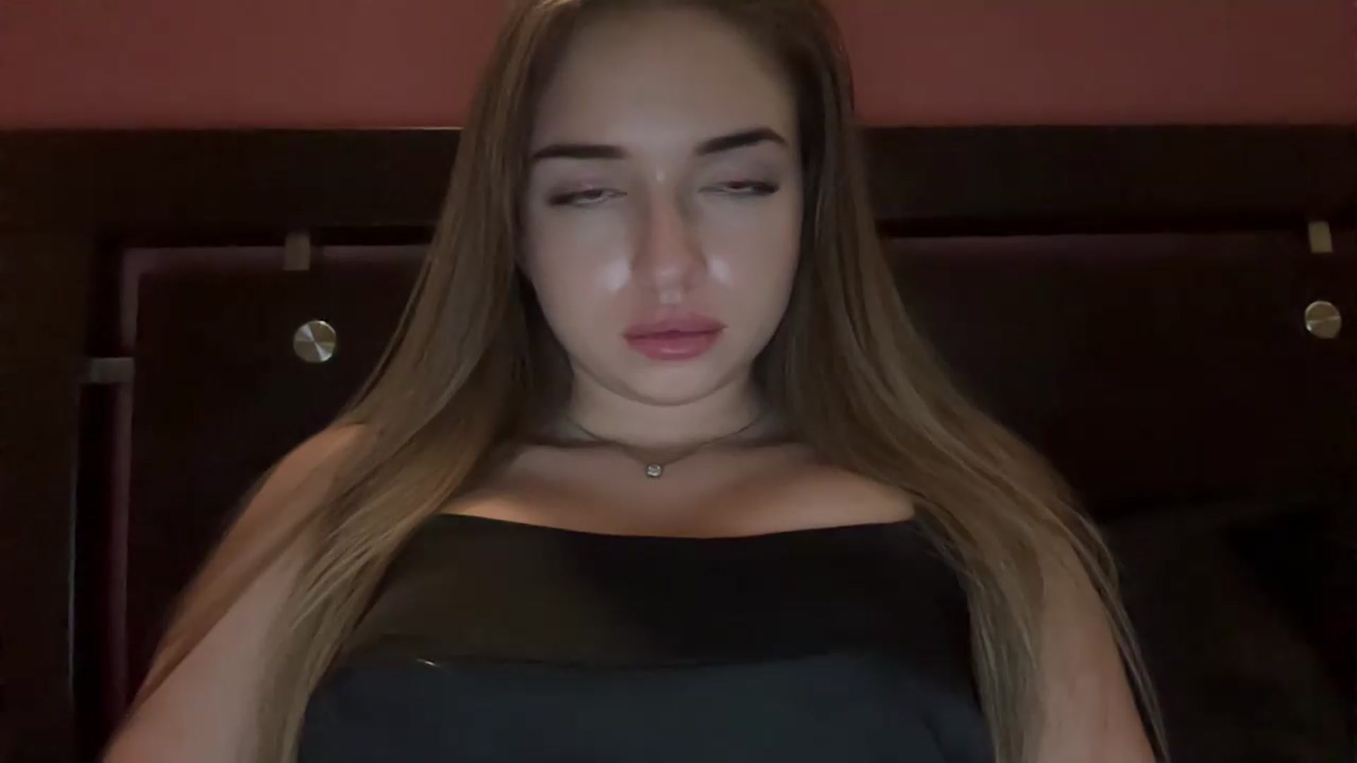 Gallery image thumbnail from ChloeeStar's myfreecams stream on, 08/13/2026, 20:48 image 2 of 20