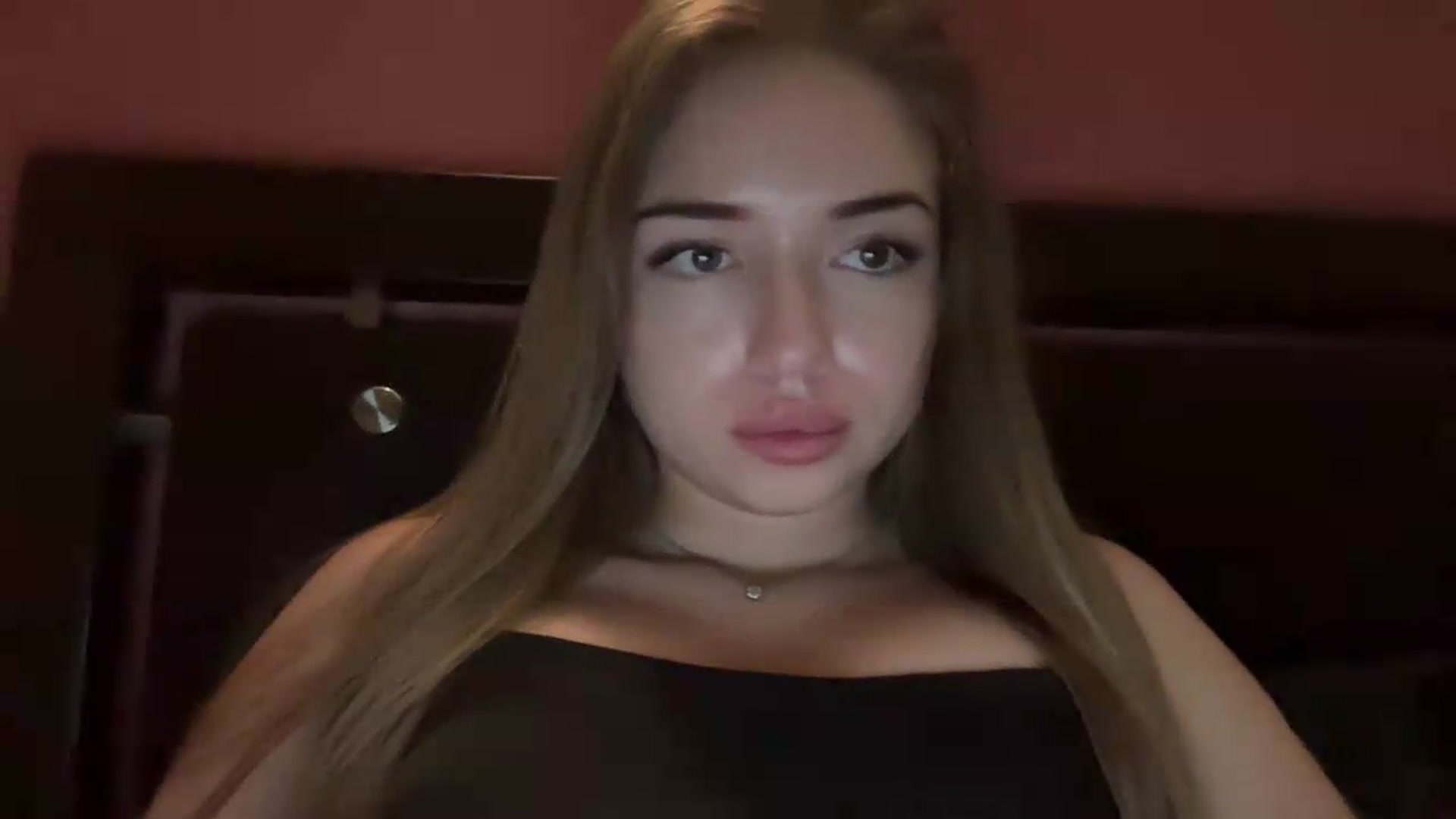 Gallery image thumbnail from ChloeeStar's myfreecams stream on, 08/13/2026, 20:48 image 8 of 20