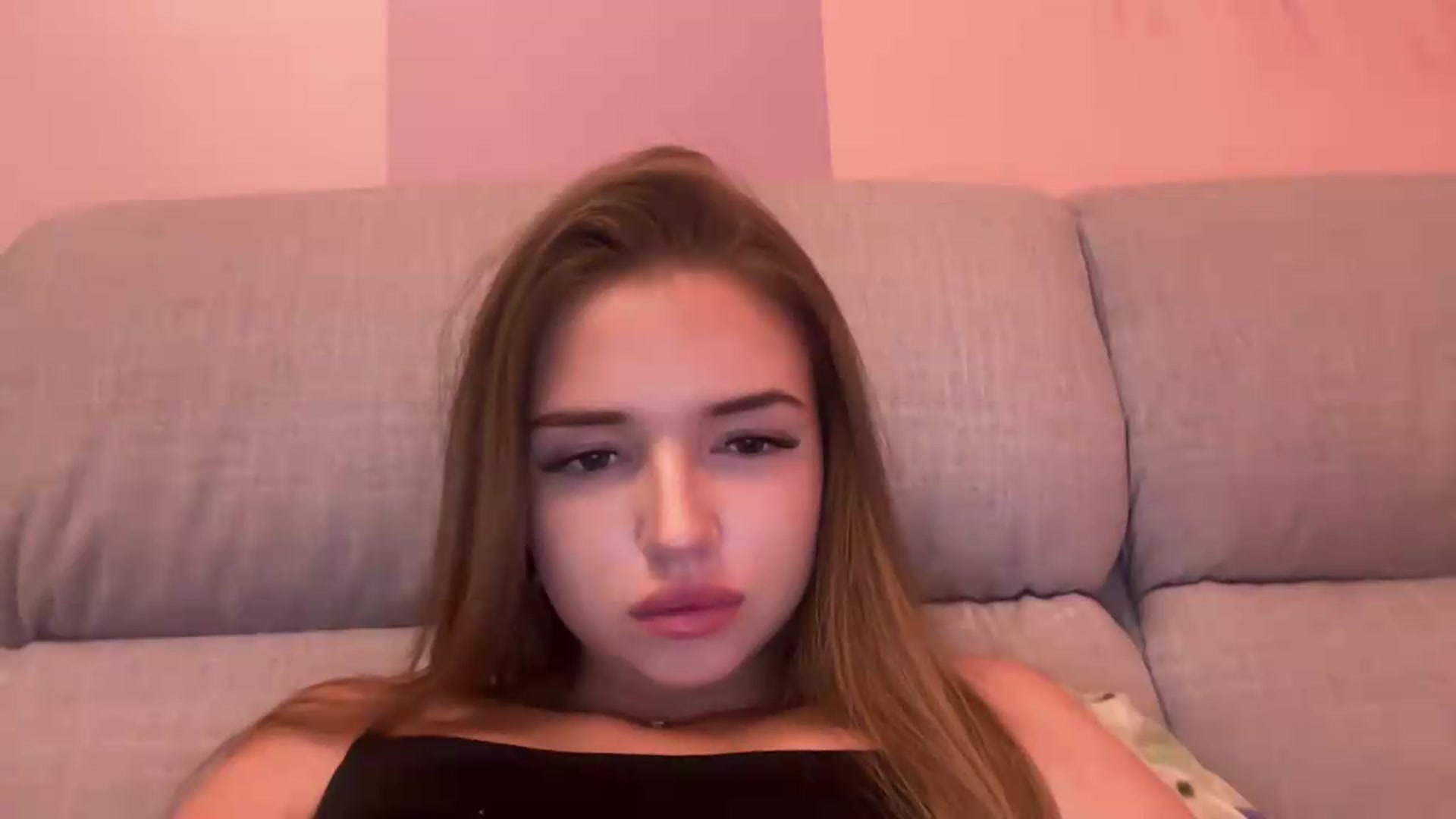 Gallery image thumbnail from ChloeeStar's myfreecams stream on, 08/14/2026, 20:21 image 18 of 20