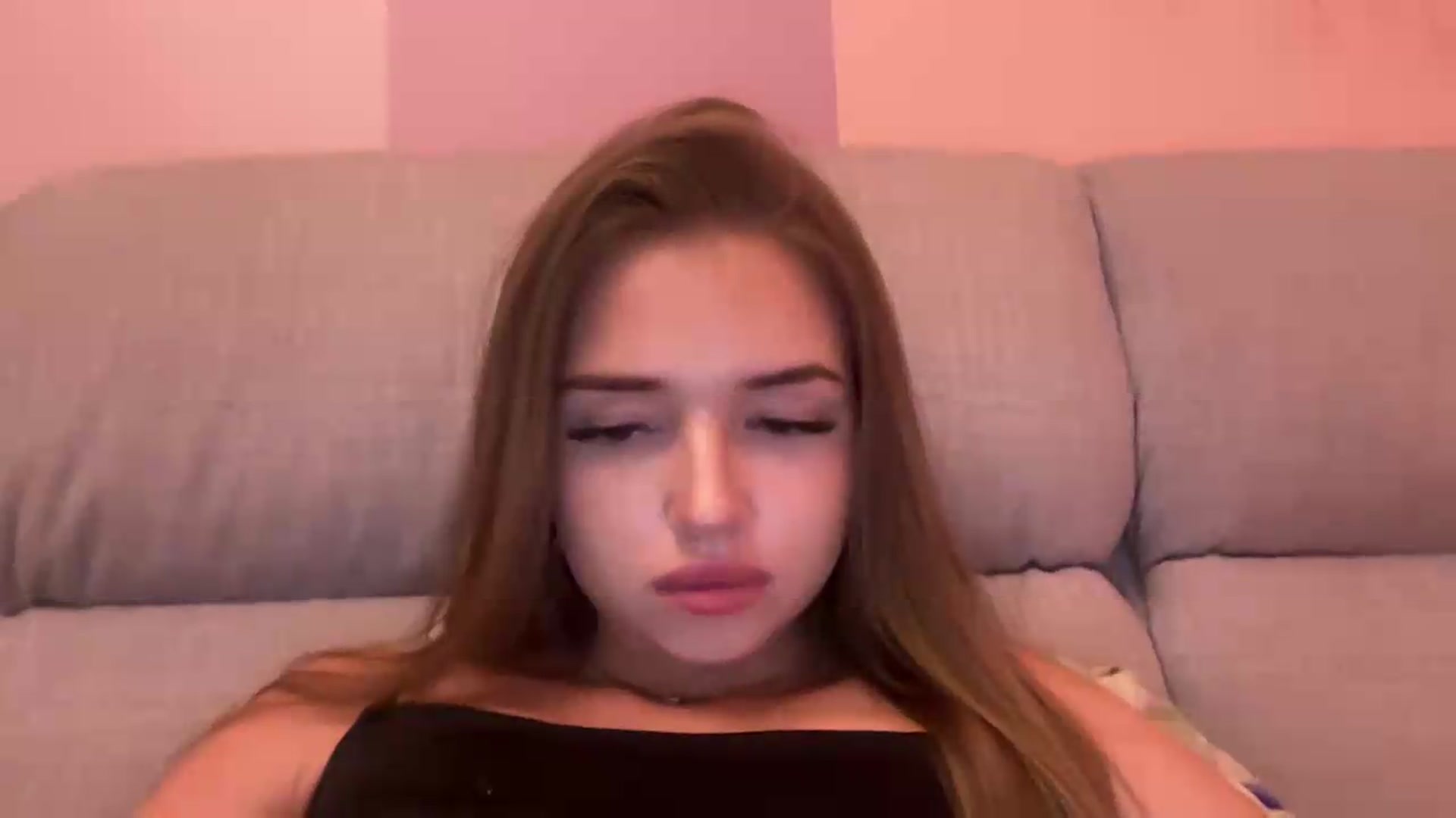 Gallery image thumbnail from ChloeeStar's myfreecams stream on, 08/14/2026, 20:21 image 20 of 20
