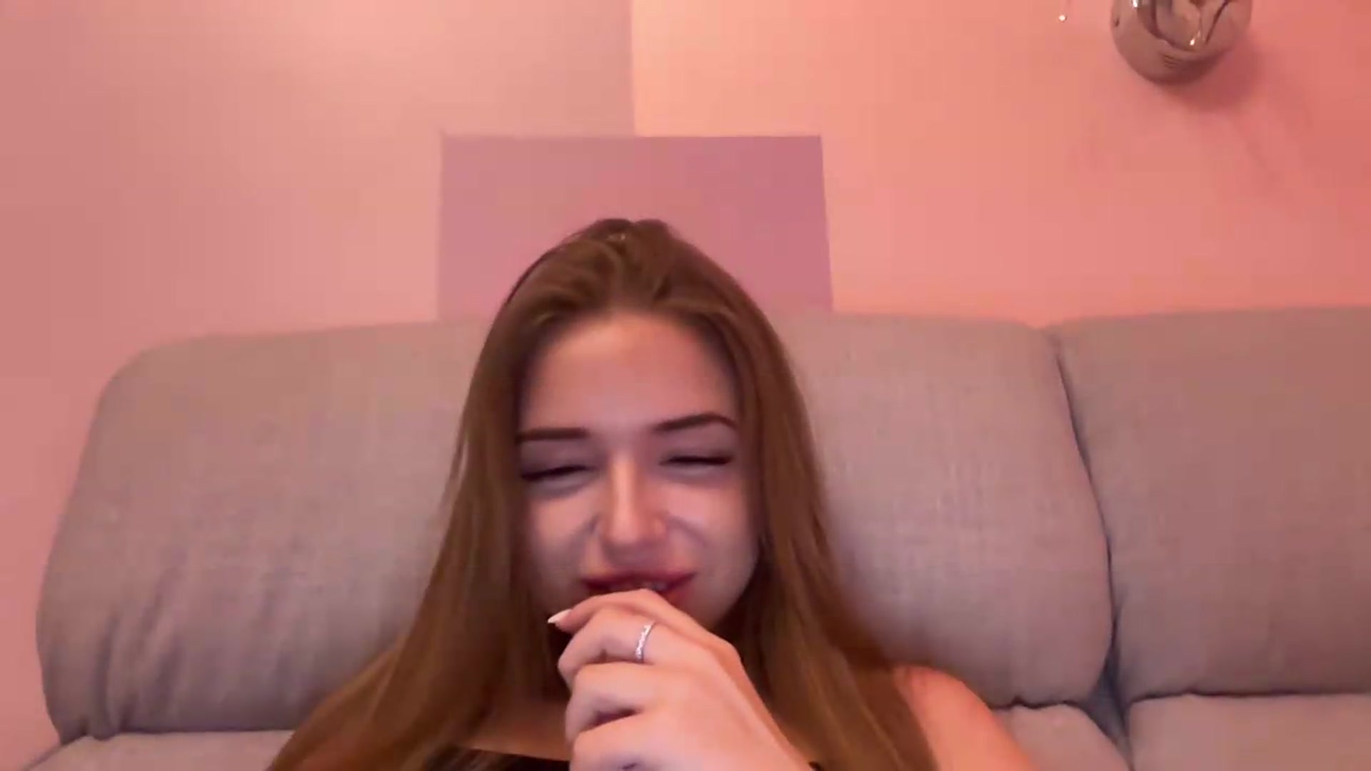 Gallery image thumbnail from ChloeeStar's myfreecams stream on, 08/14/2026, 20:21 image 3 of 20
