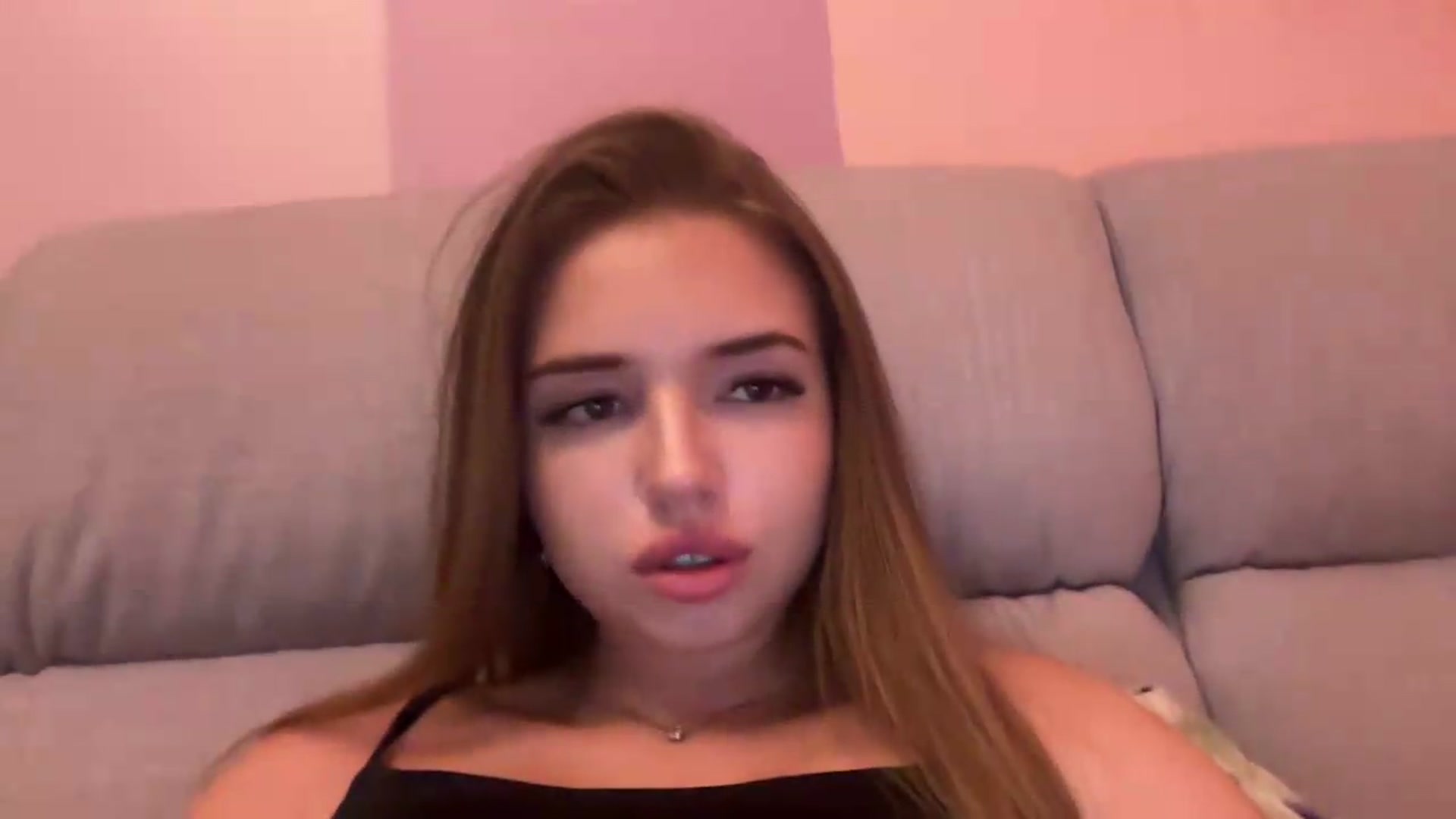 Gallery image thumbnail from ChloeeStar's myfreecams stream on, 08/14/2026, 20:21 image 16 of 20
