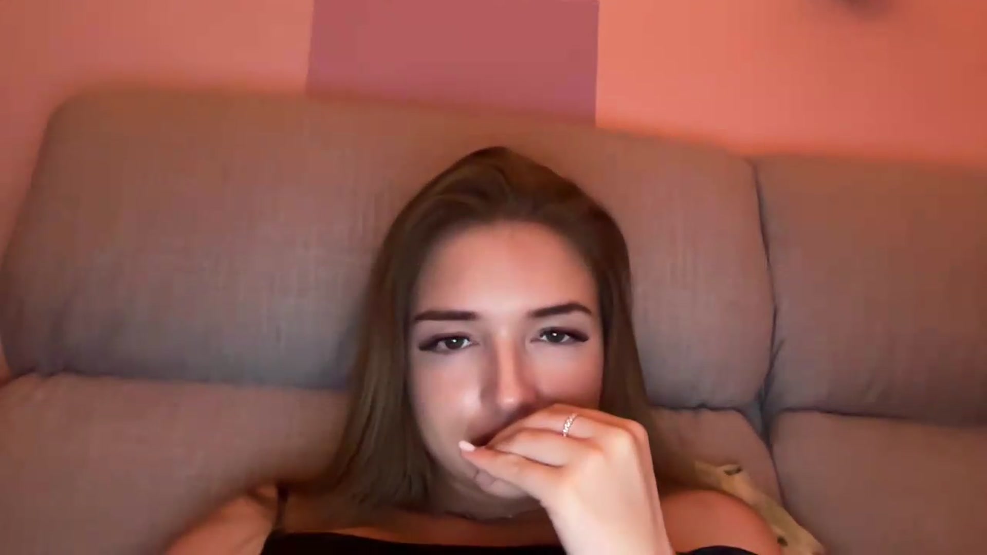 Gallery image thumbnail from ChloeeStar's myfreecams stream on, 08/14/2026, 21:41 image 12 of 20