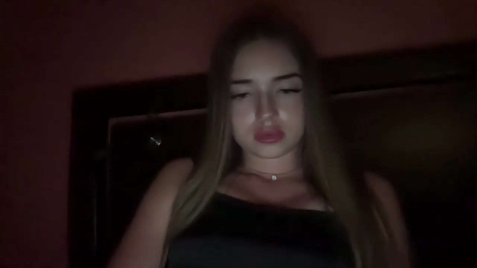 Gallery image thumbnail from ChloeeStar's myfreecams stream on, 08/15/2026, 21:20 image 9 of 20