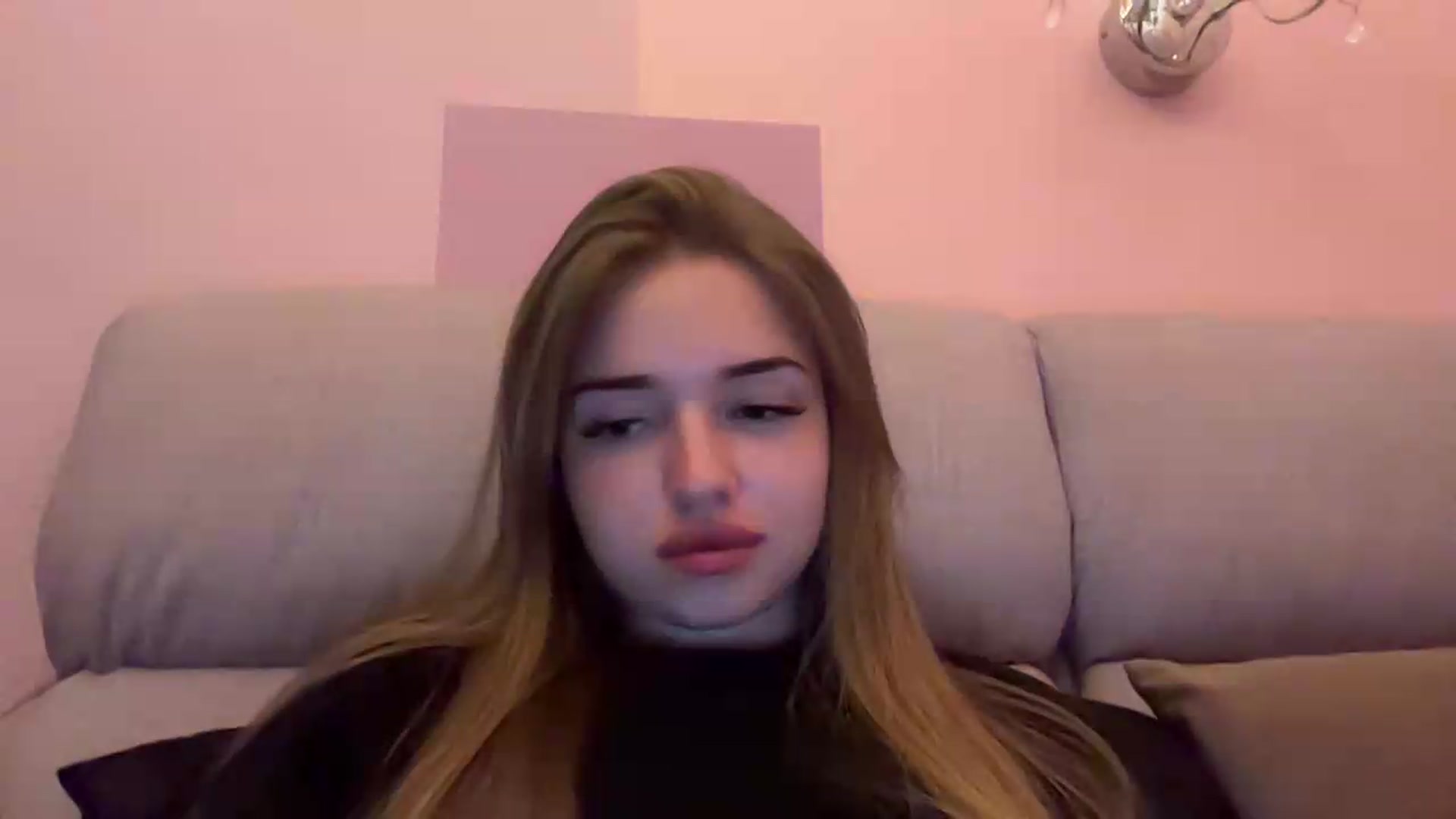 Gallery image thumbnail from ChloeeStar's myfreecams stream on, 08/16/2026, 20:27 image 14 of 20