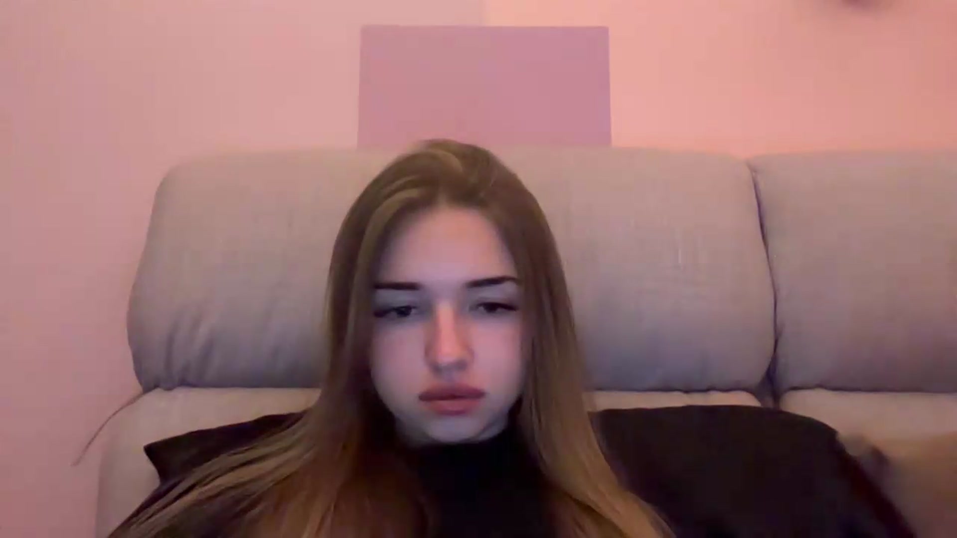 Gallery image thumbnail from ChloeeStar's myfreecams stream on, 08/16/2026, 20:27 image 10 of 20